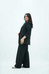 Le Tailleur Noir Oversize