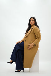 Manteau long camel à coupe droite
