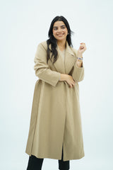 Manteau ajusté avec ceinture