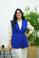 Gilet sans manches ceinturé – bleu