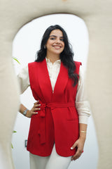 Gilet sans manches ceinturé – rouge