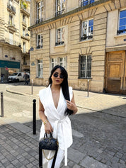 Gilet sans manches blanc avec ceinture 🤍✨
