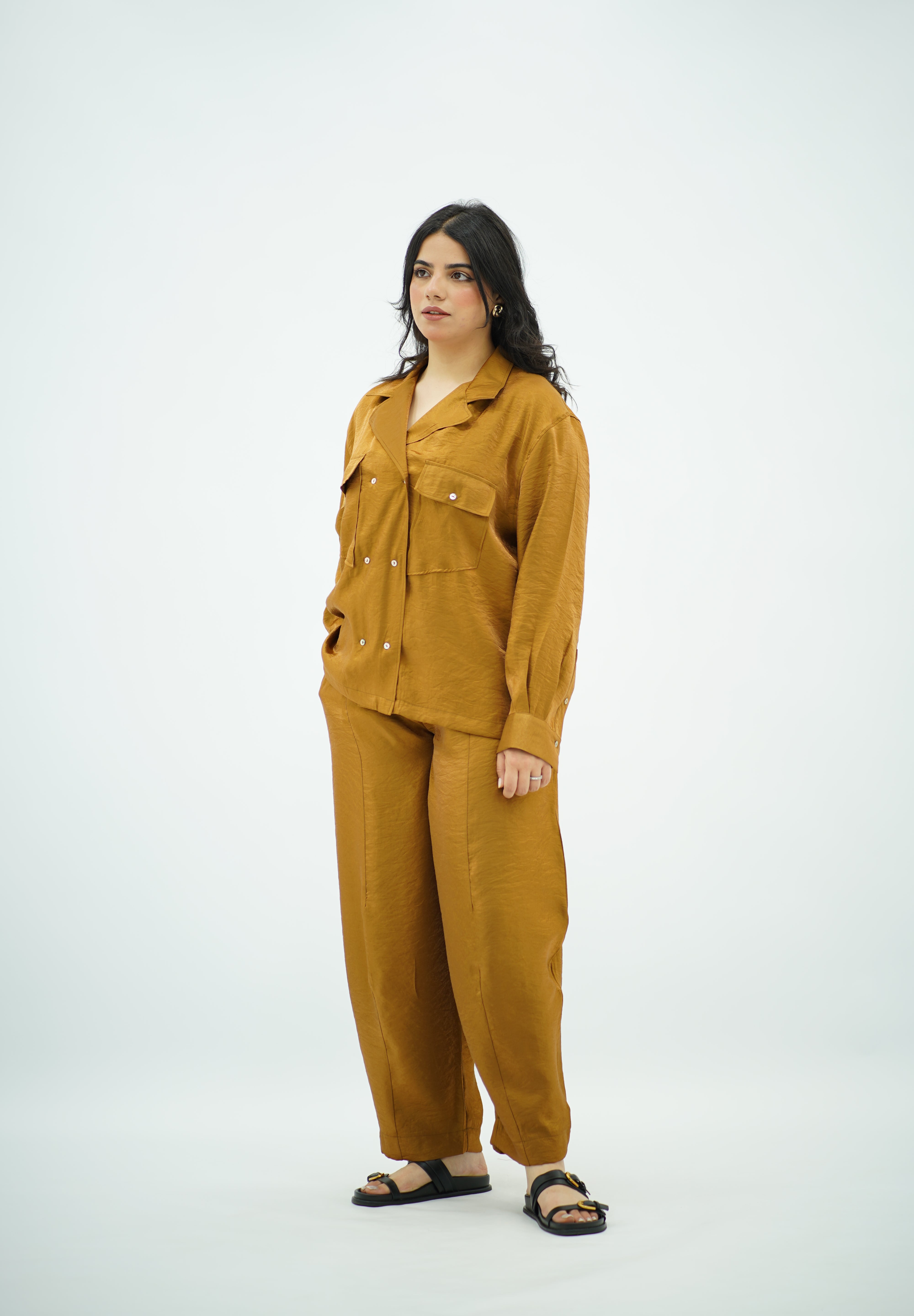 Ensemble Camel fluide effet satiné