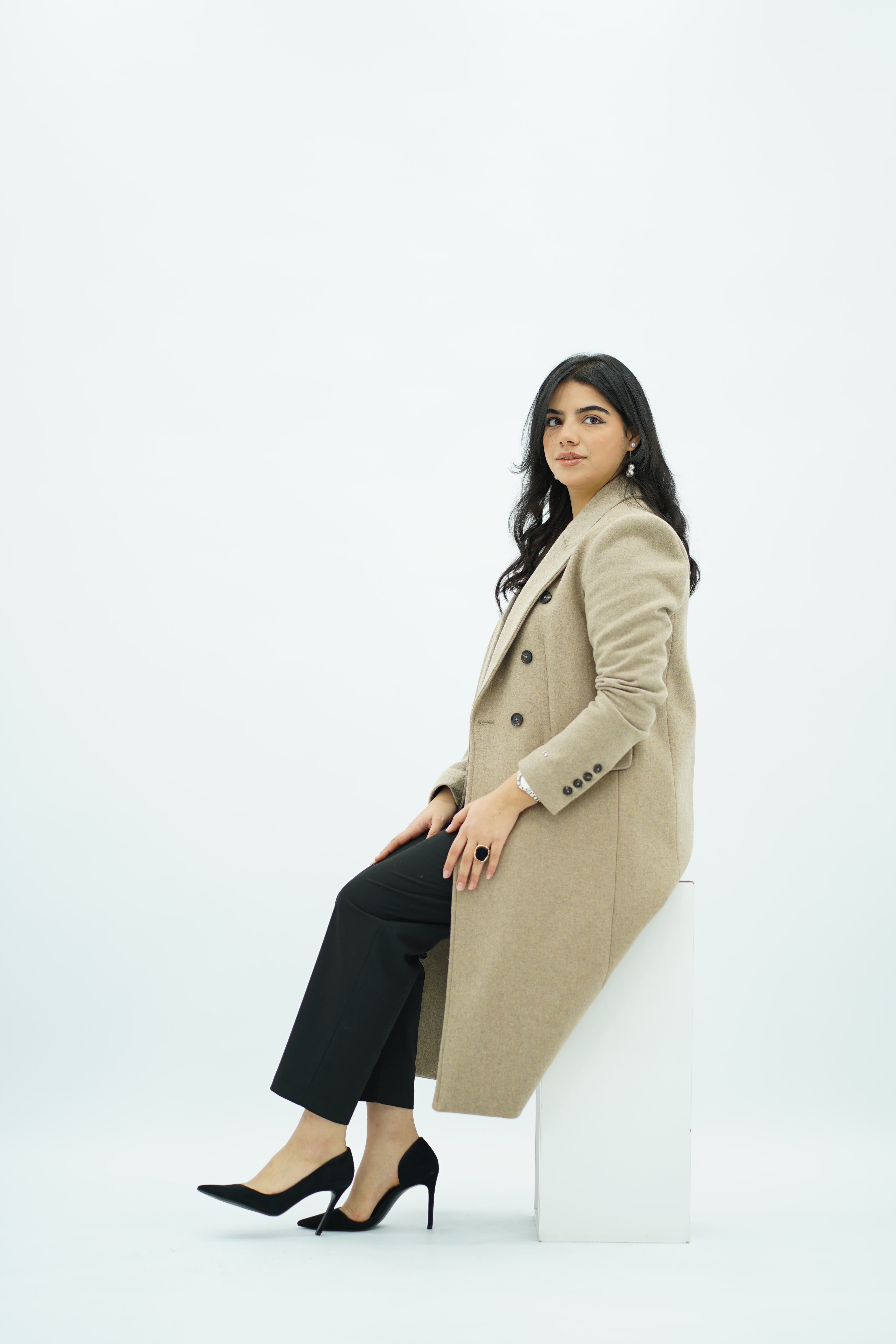 Manteau Long Classique – Beige Élégant