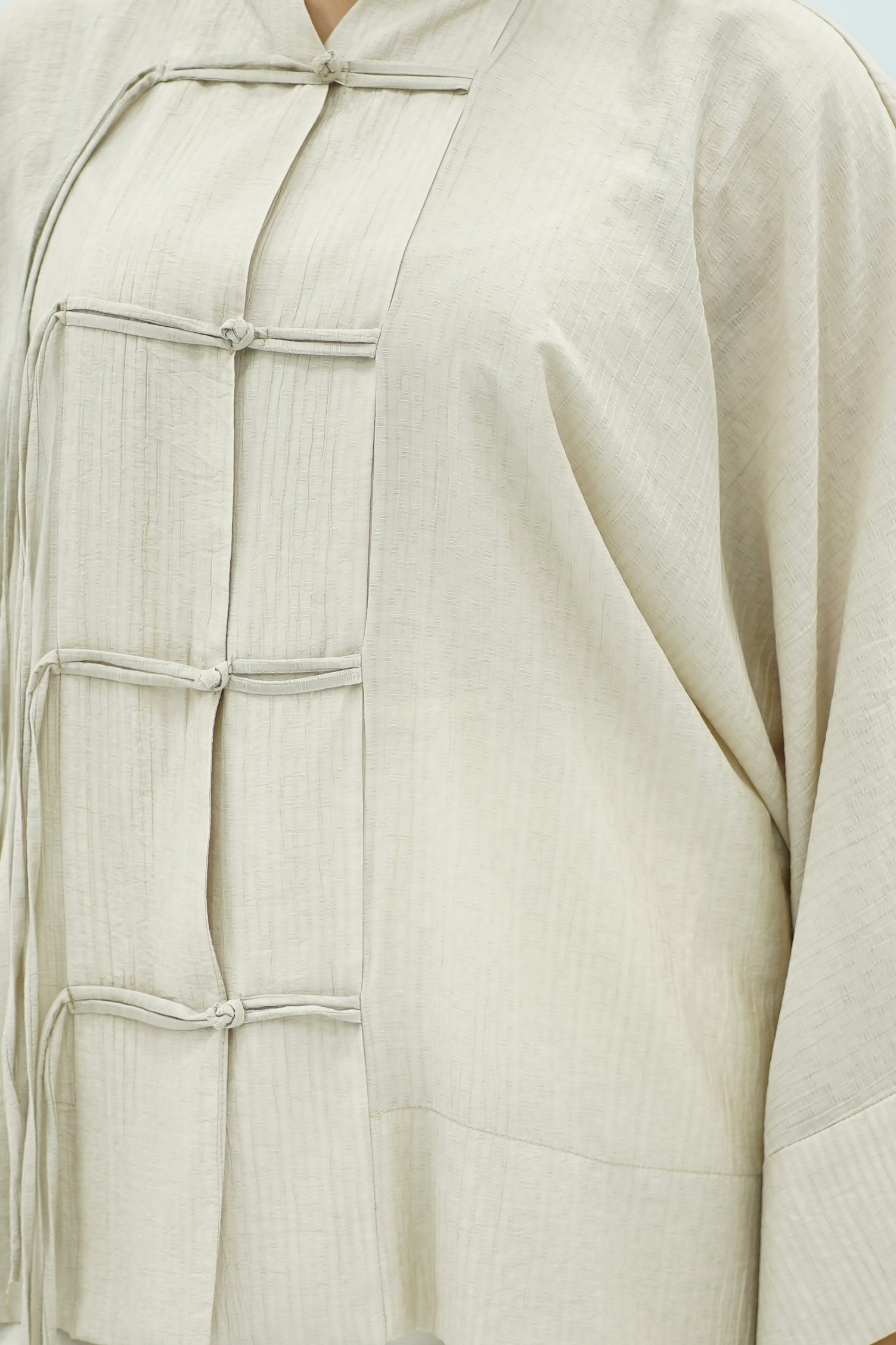 Chemise à noeud écru