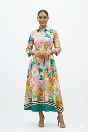 Robe Florale avec Ceinture – Élégance Naturelle
