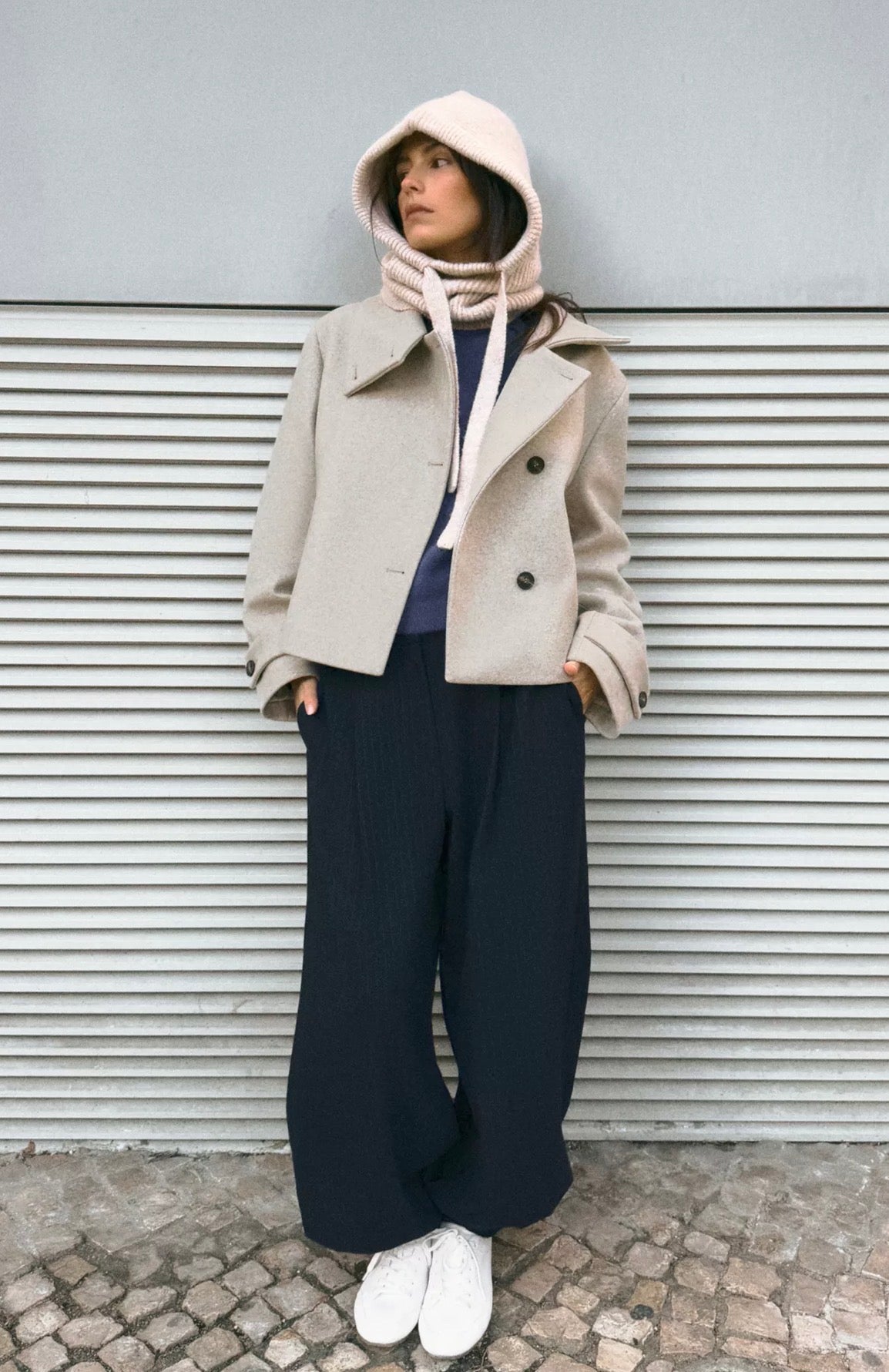 Manteau court col montant