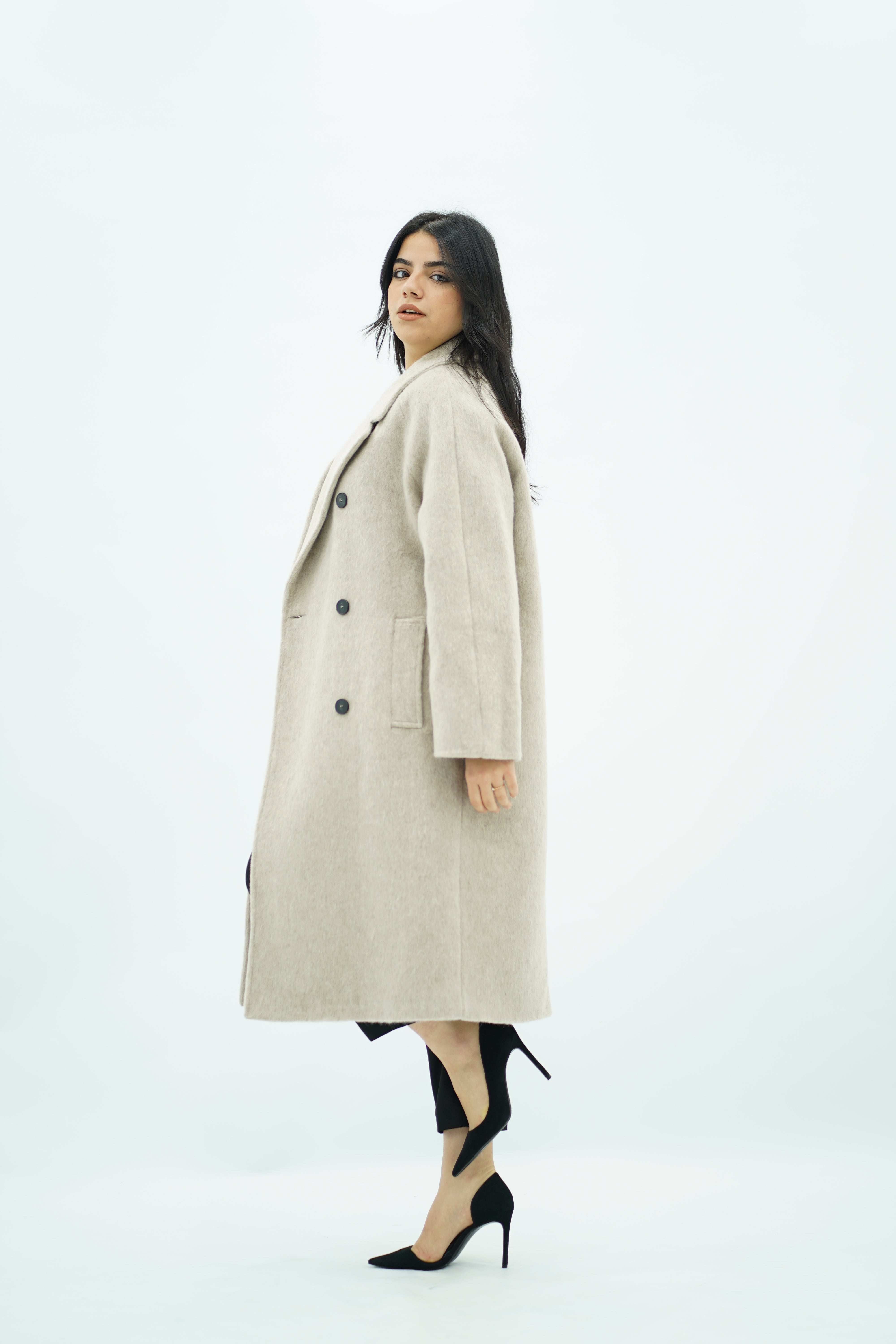 Manteau long élégant beige