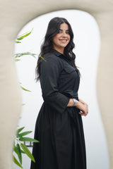 Robe noire à ceinture - En popeline