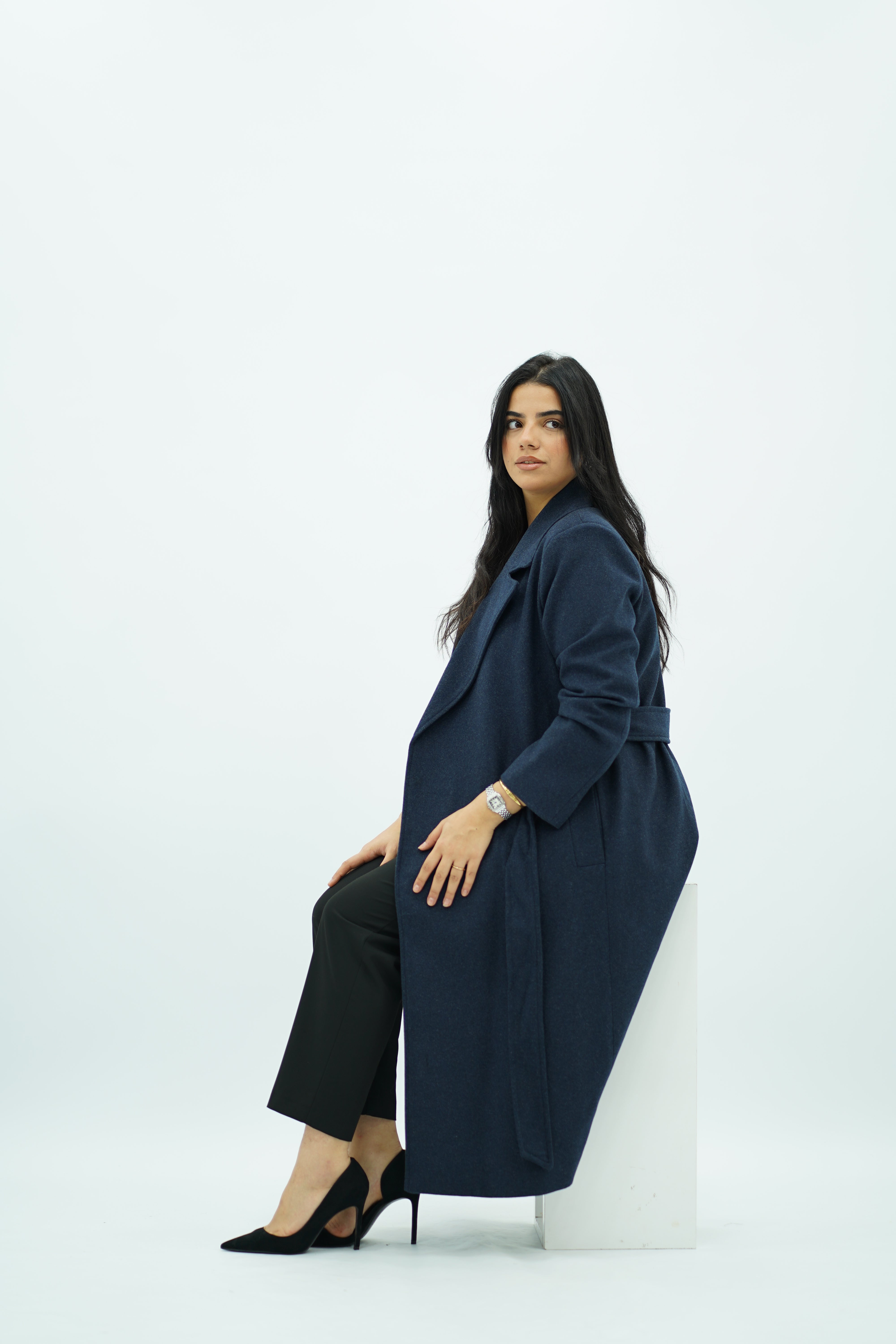 Manteau ajusté avec ceinture