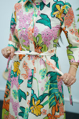 Robe Florale avec Ceinture – Élégance Naturelle