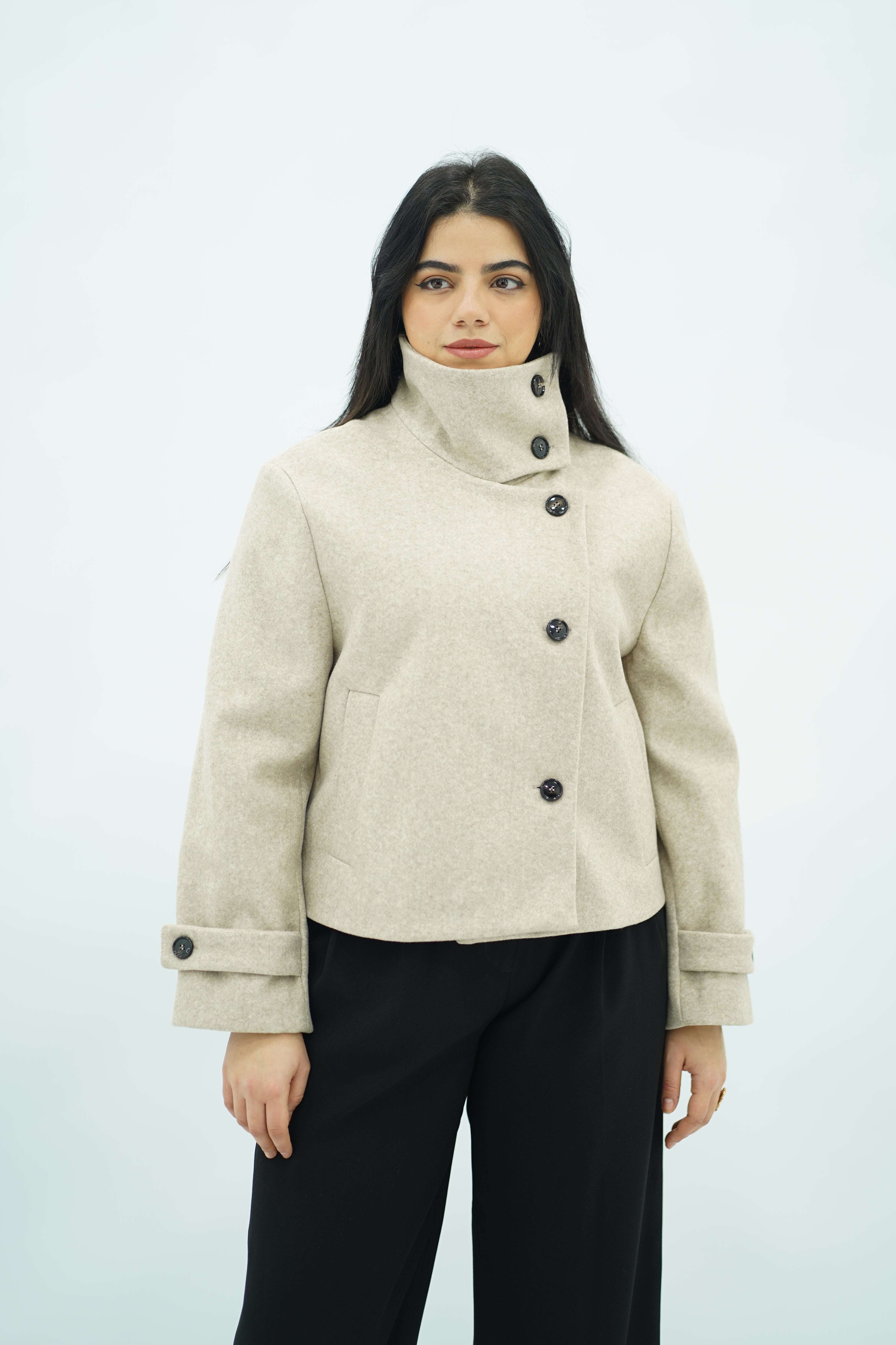 Manteau court col montant