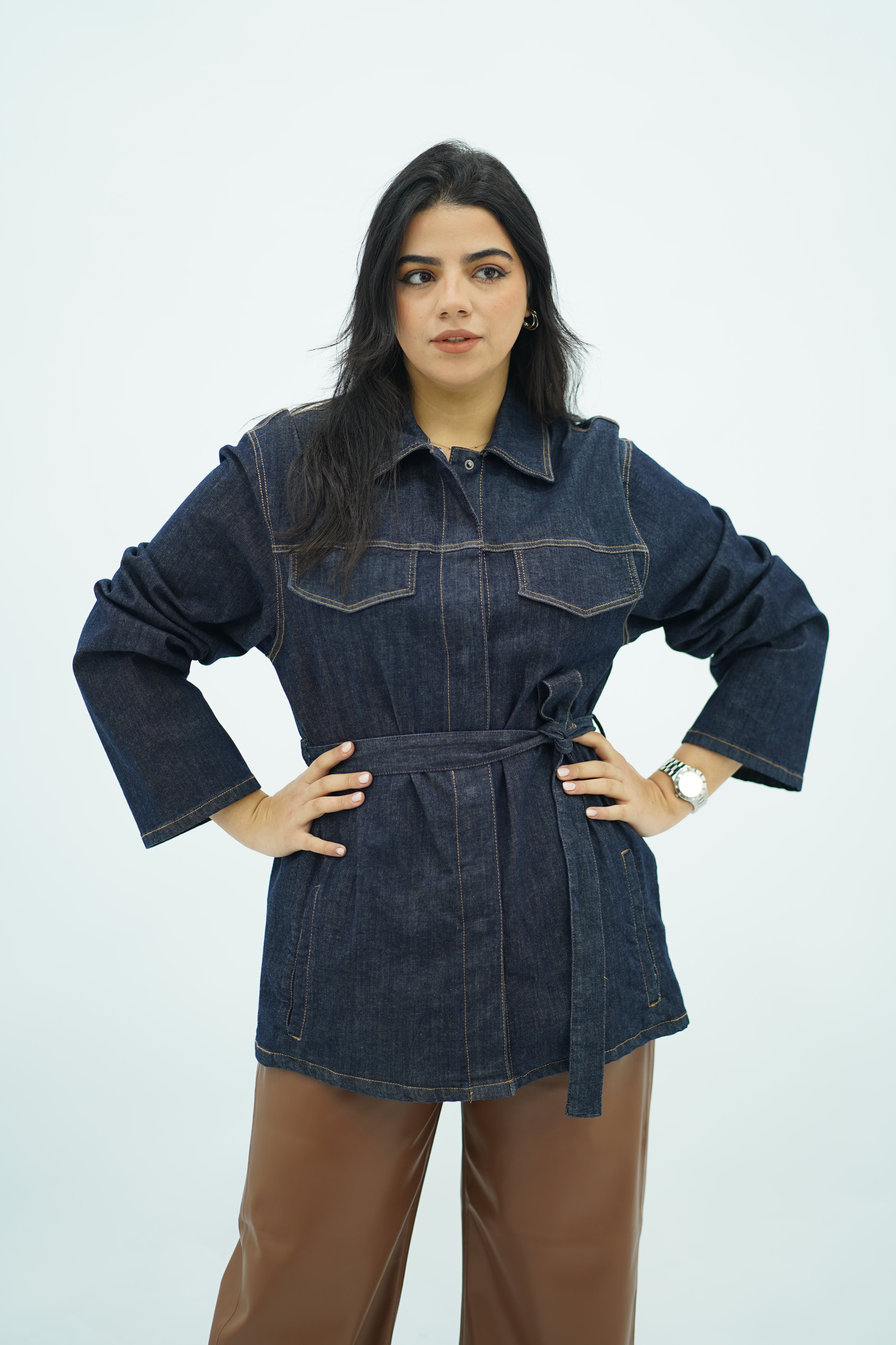 Surchemise en jean ceinturée