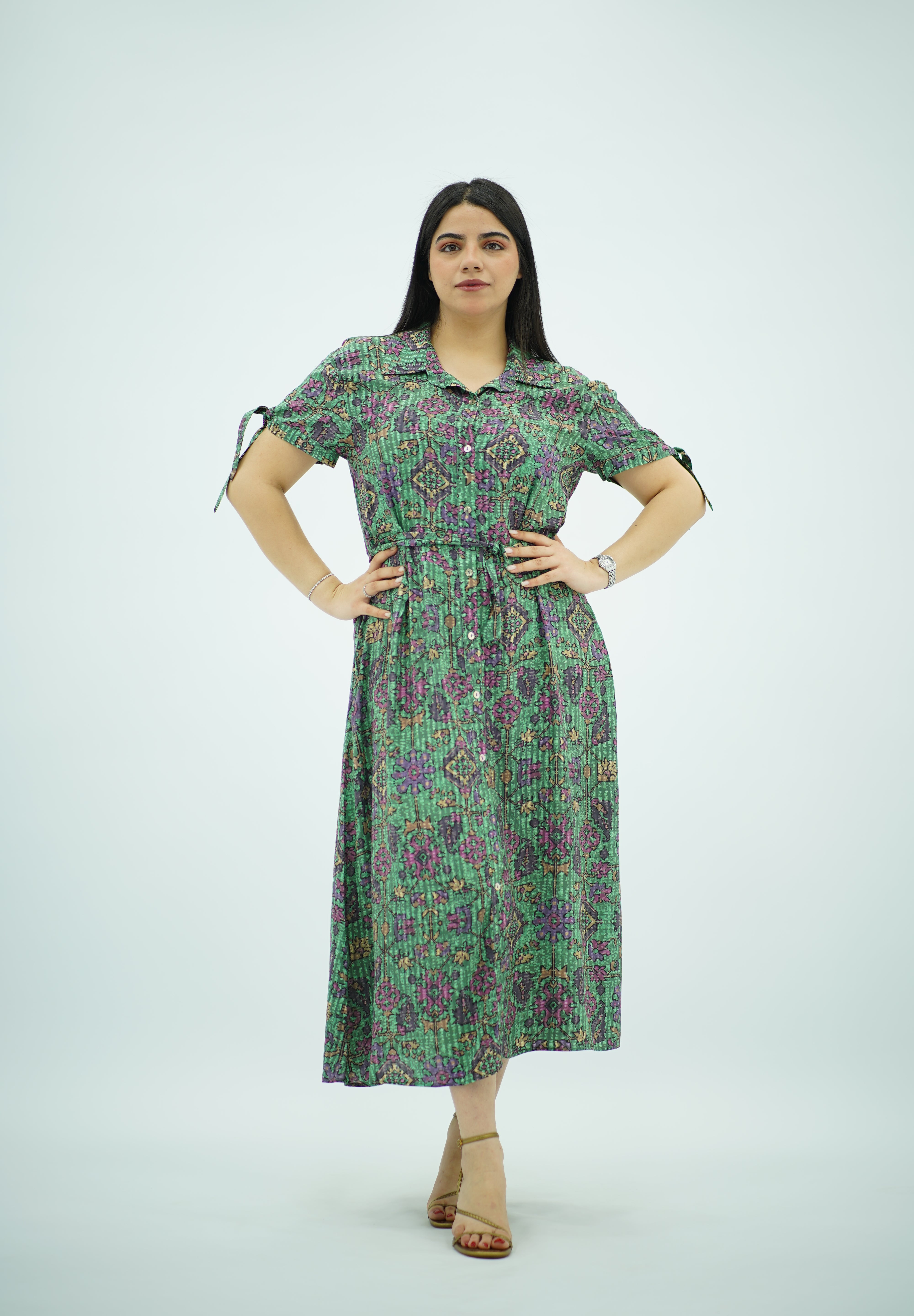 Robe Fleurie Verte Mi-Longue