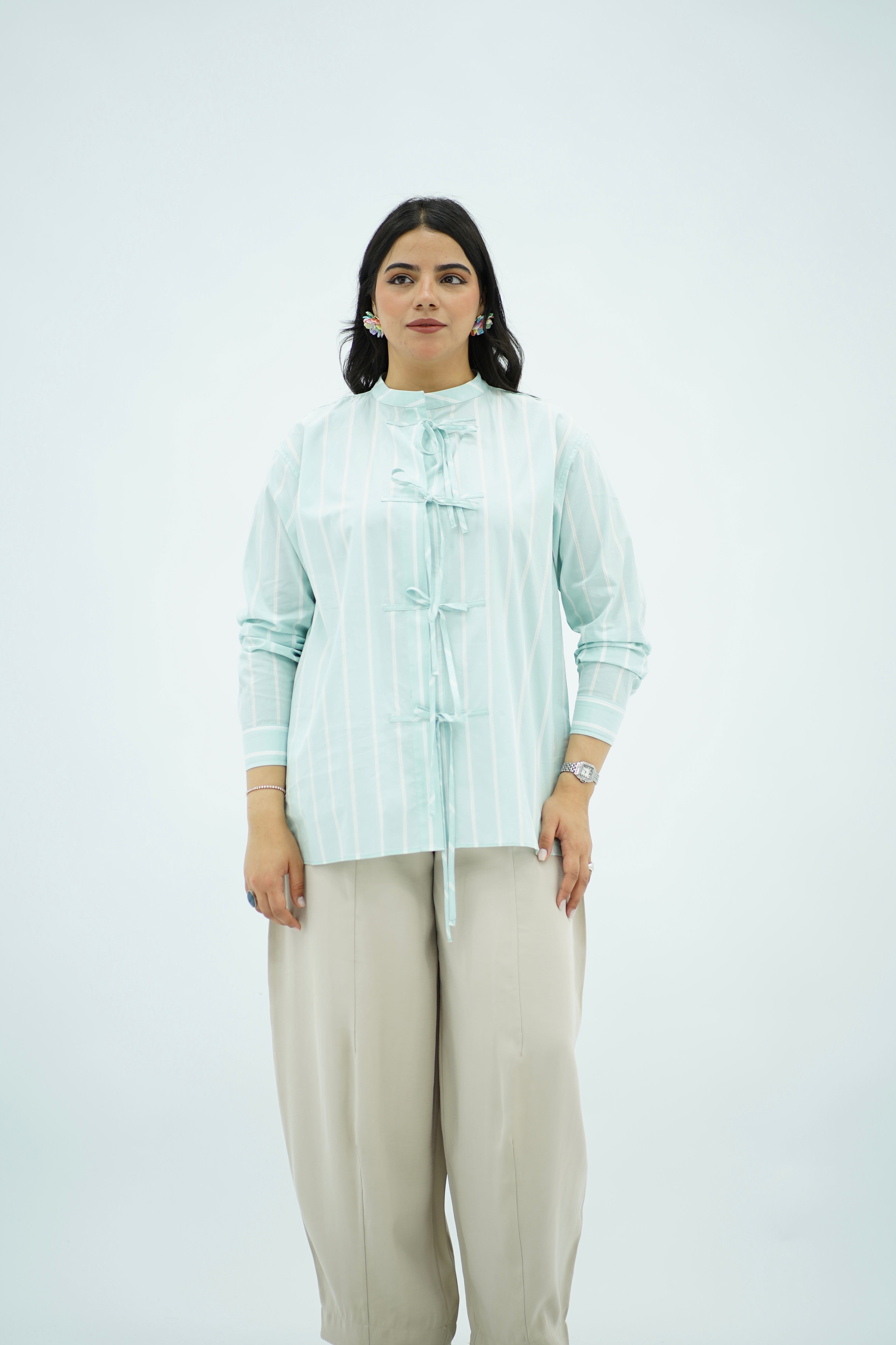 Chemise vert menthe clair à nœud