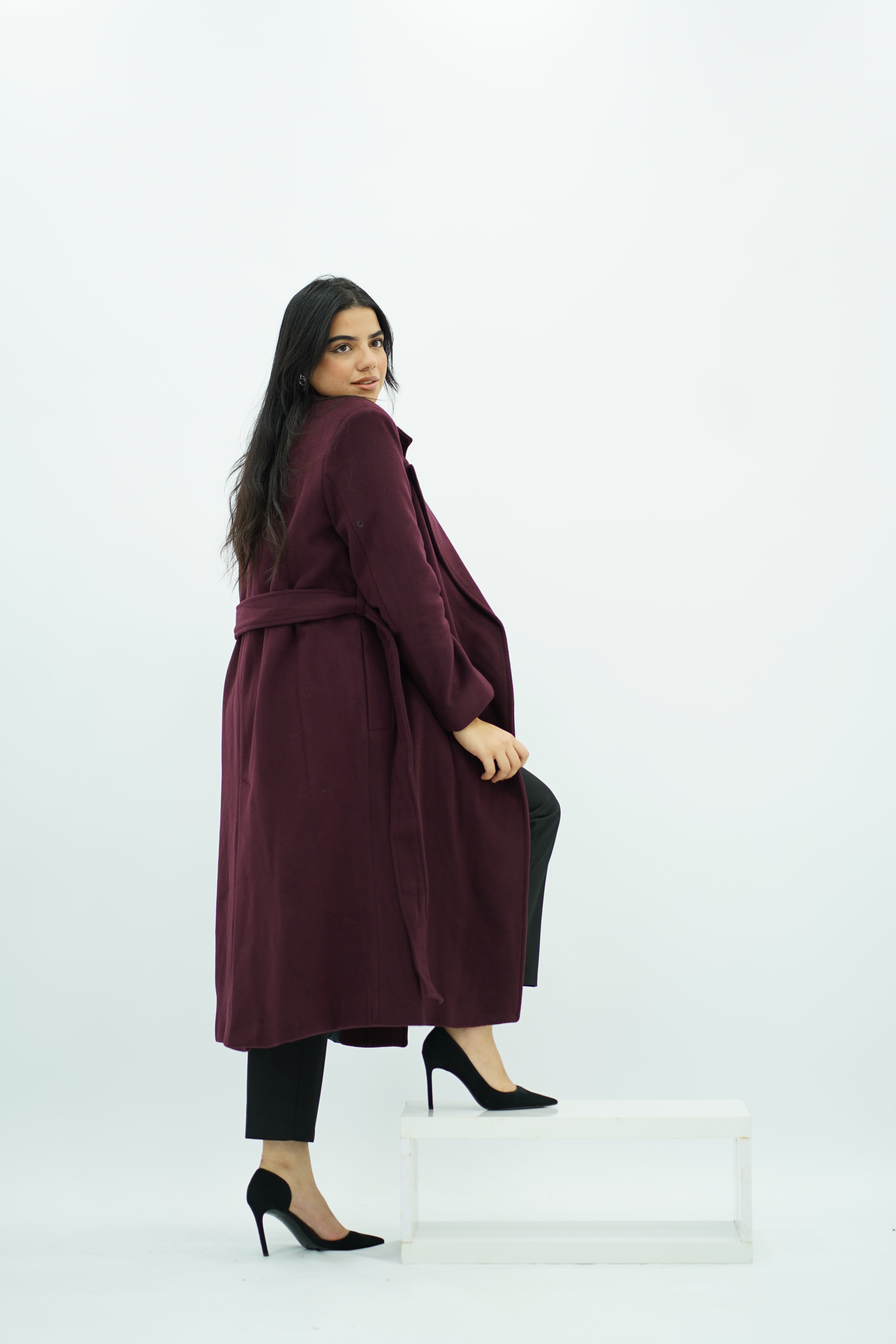 Manteau ajusté avec ceinture