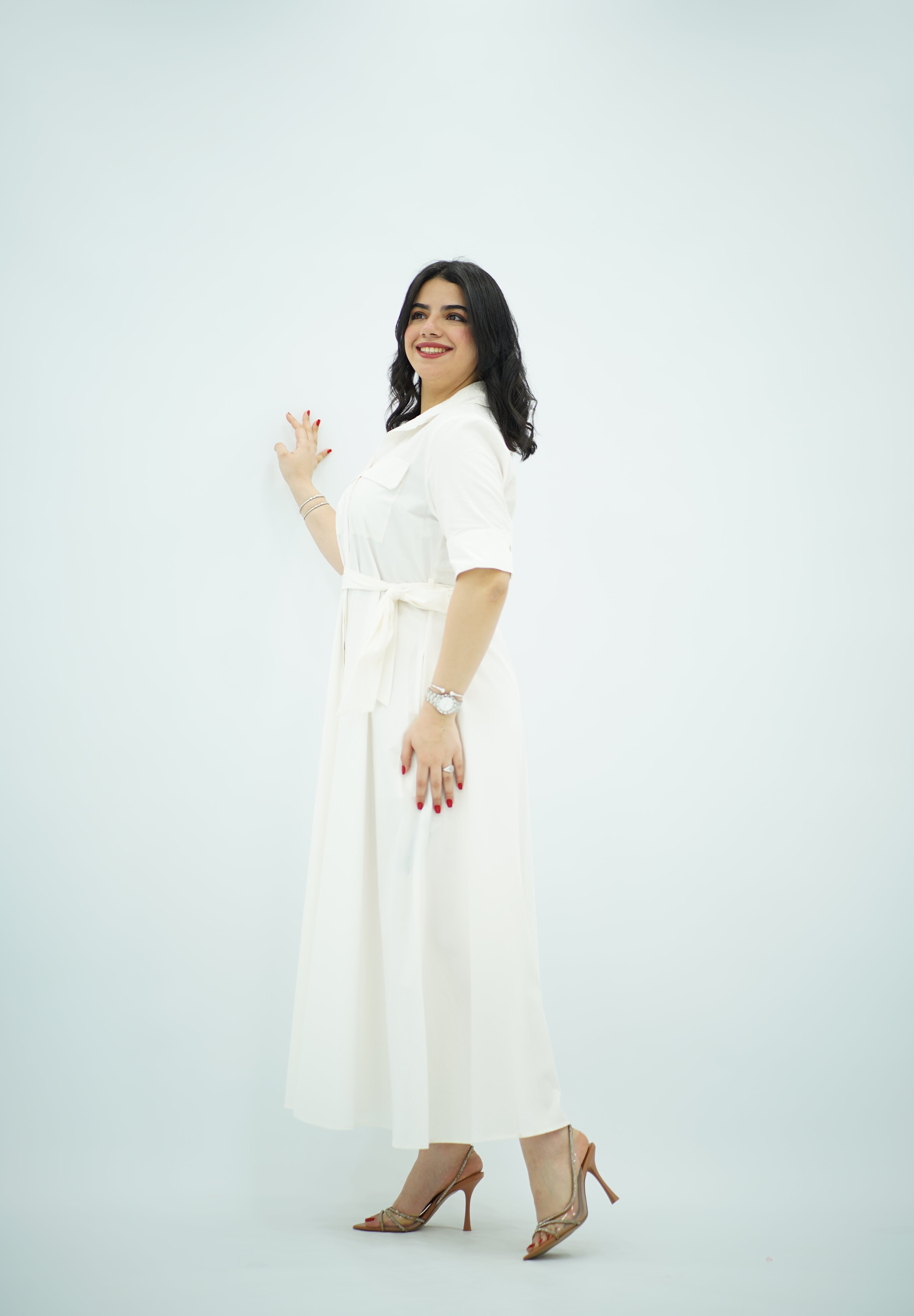 Robe Blanche chemise midi ceinturée 🤍
