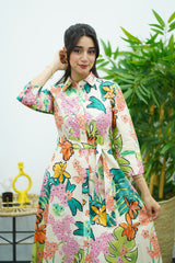 Robe Florale avec Ceinture – Élégance Naturelle