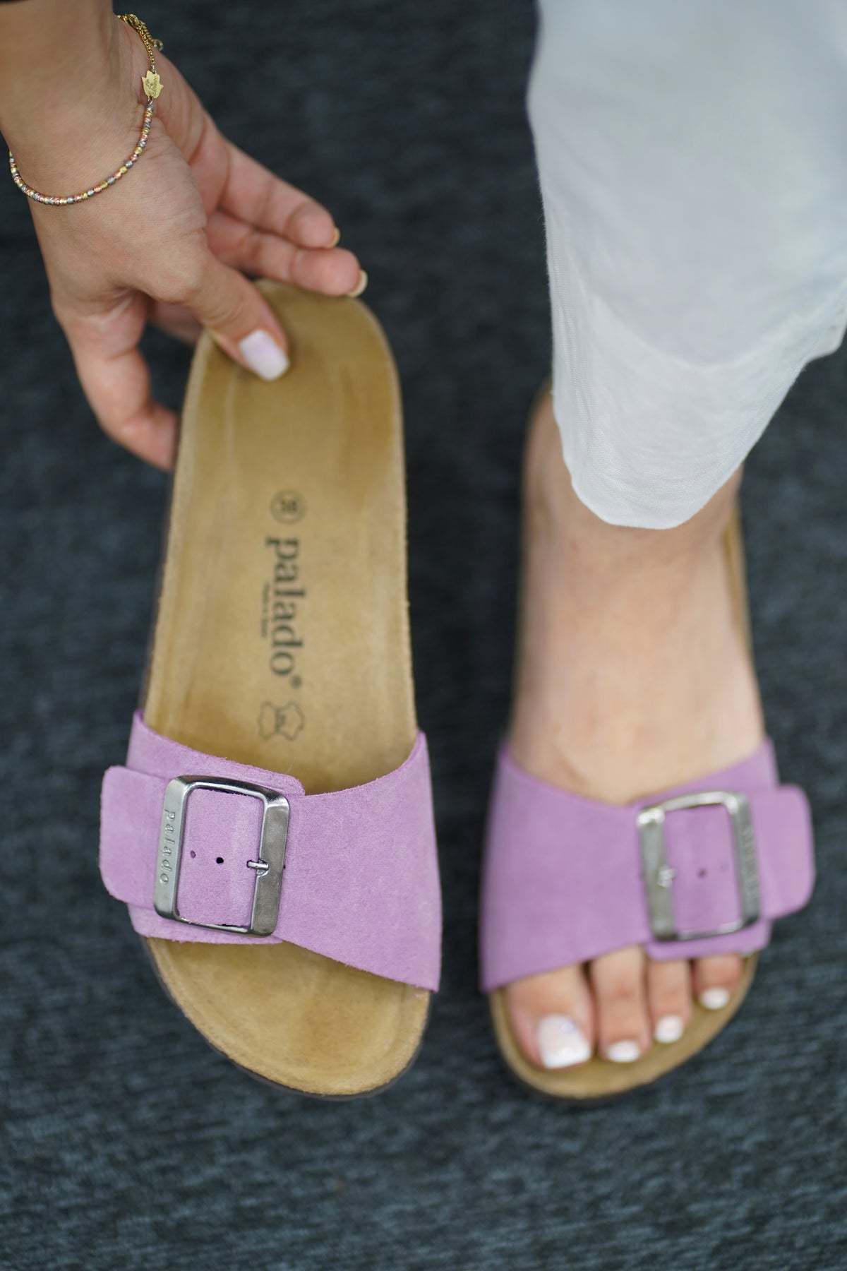 Sandales à boucles 💜