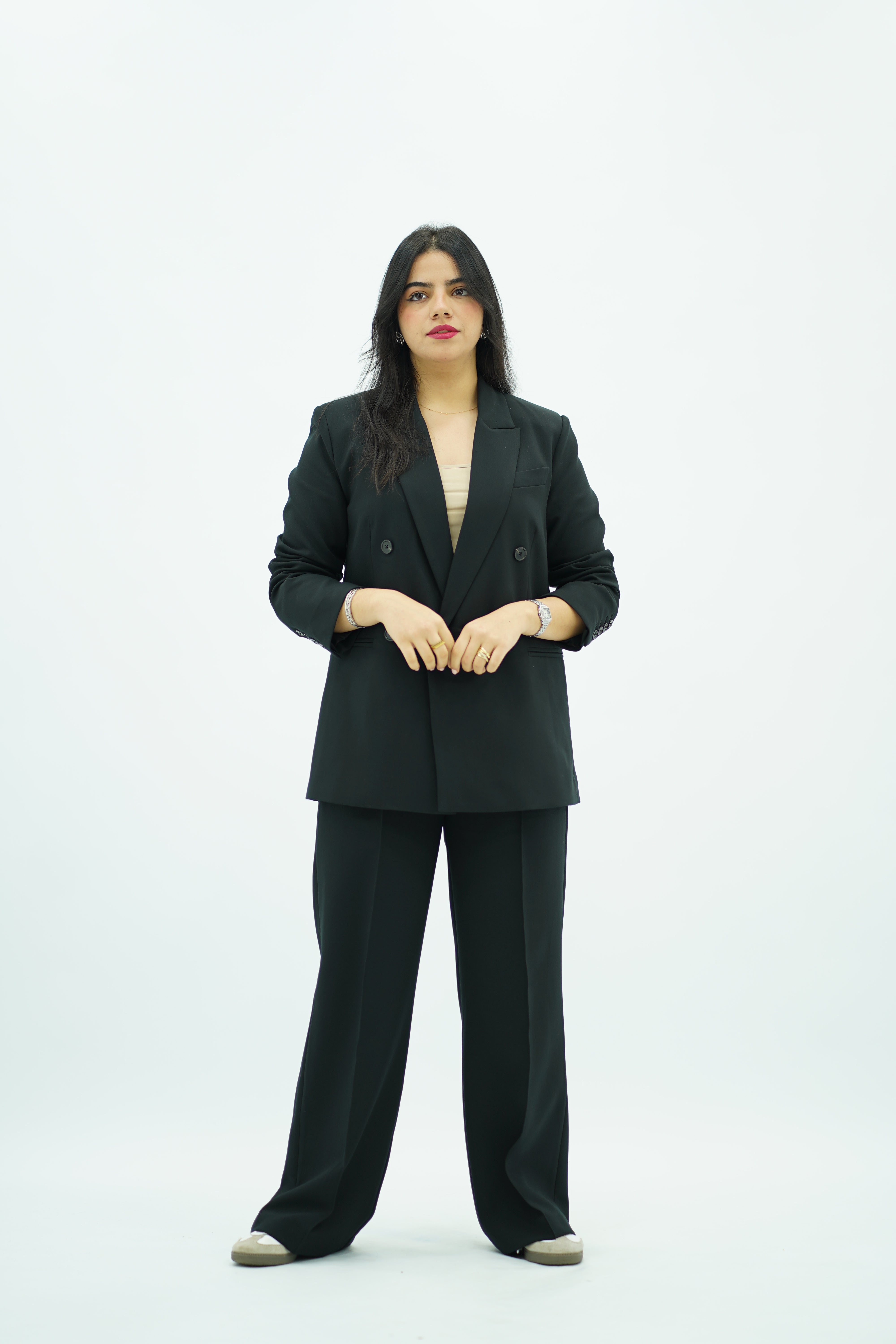 Le Tailleur Noir Oversize