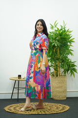 Robe à imprimé tropical multicolore