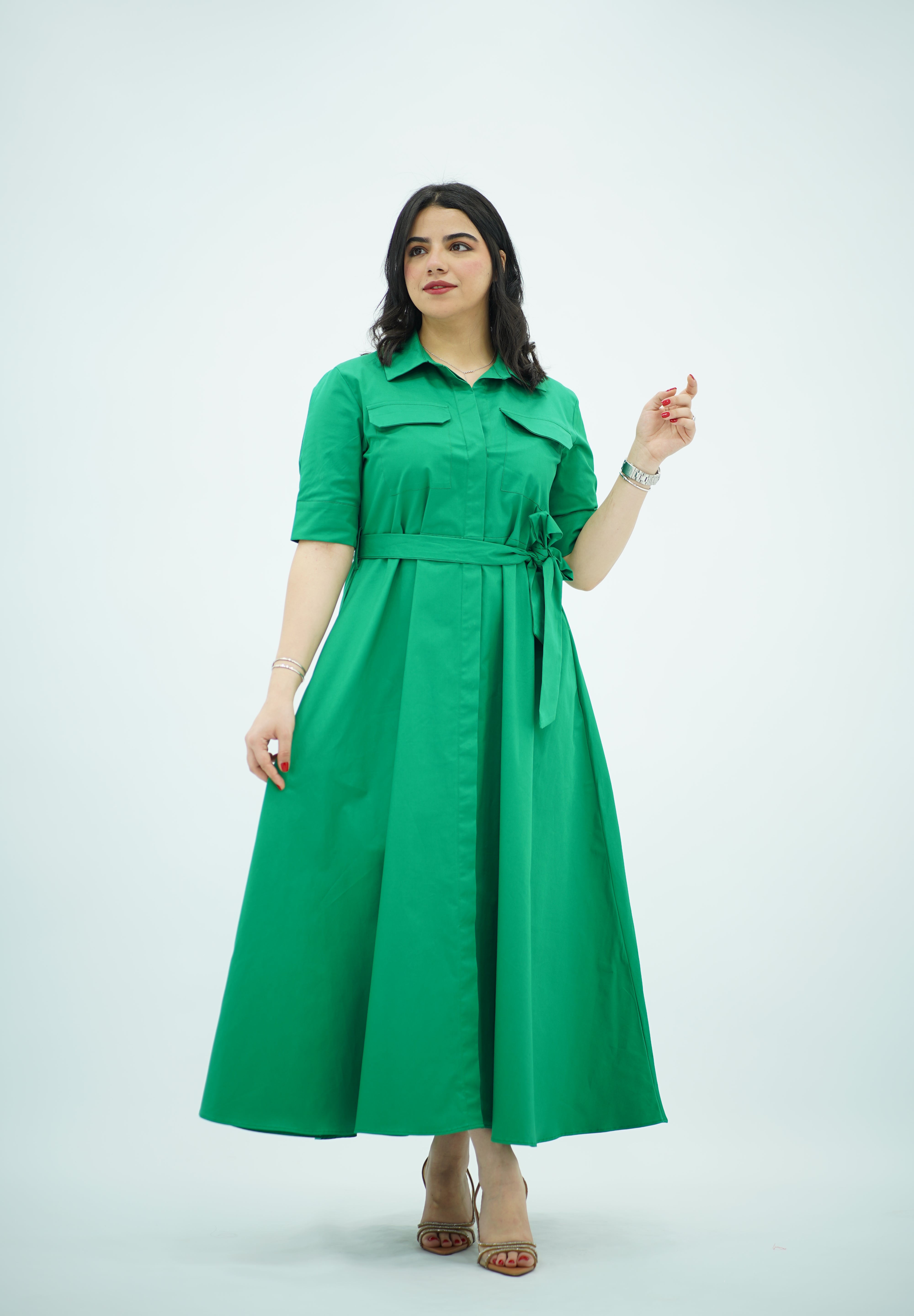 Robe chemise midi ceinturée 💚