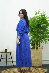 Robe longue avec ceinture