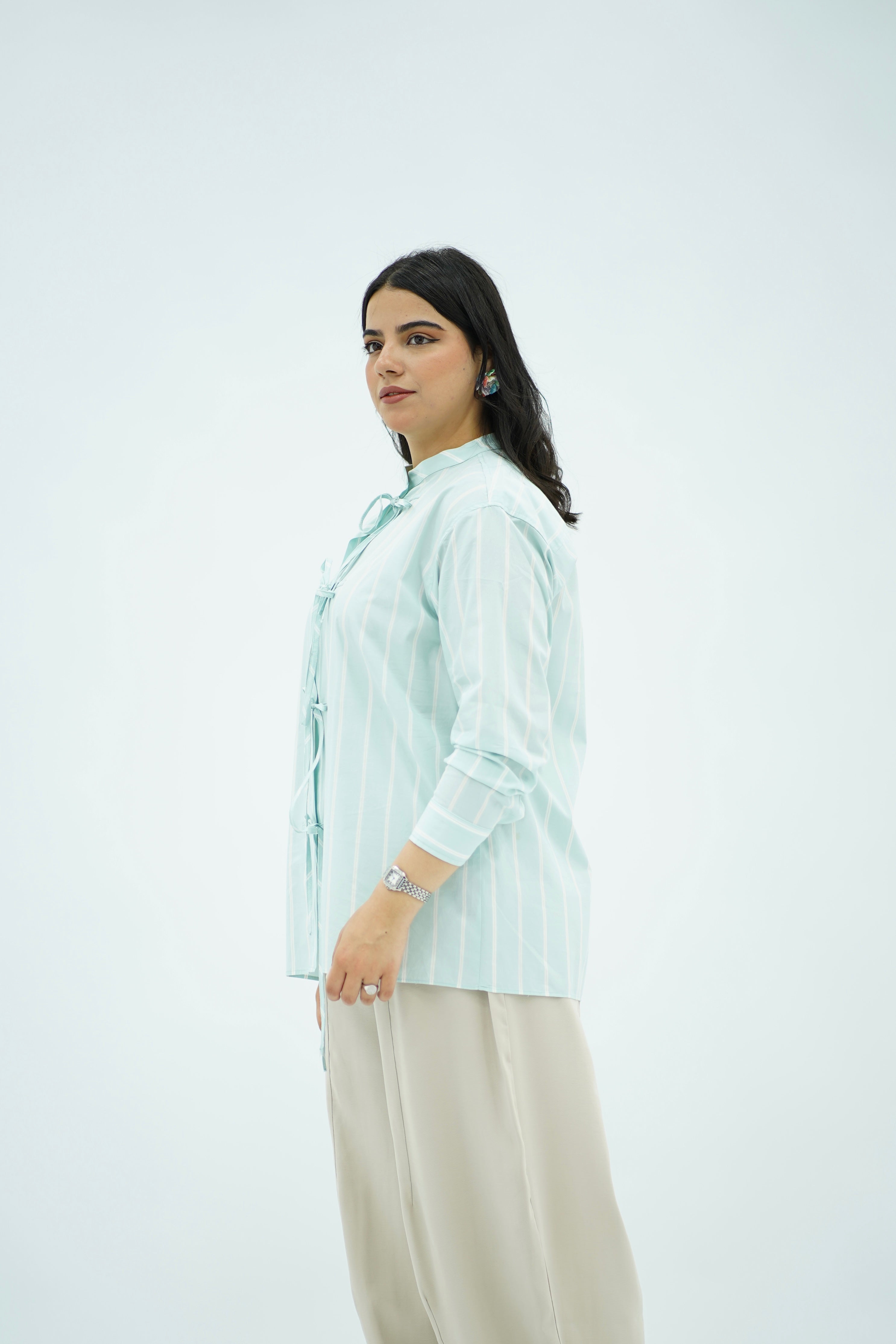 Chemise vert menthe clair à nœud