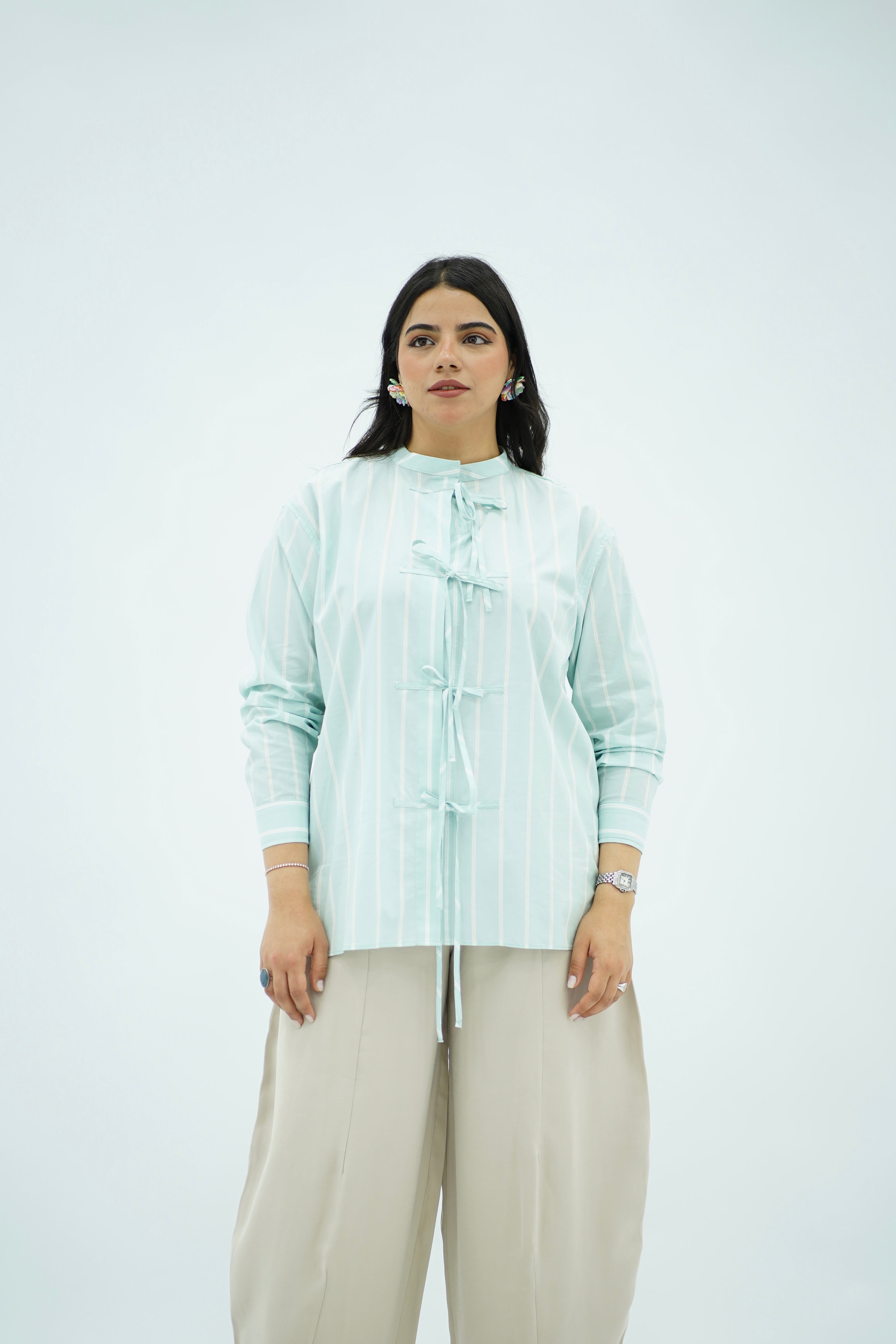 Chemise vert menthe clair à nœud