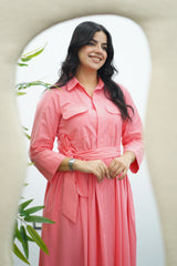 Robe ceinturée – Rose poudré élégant