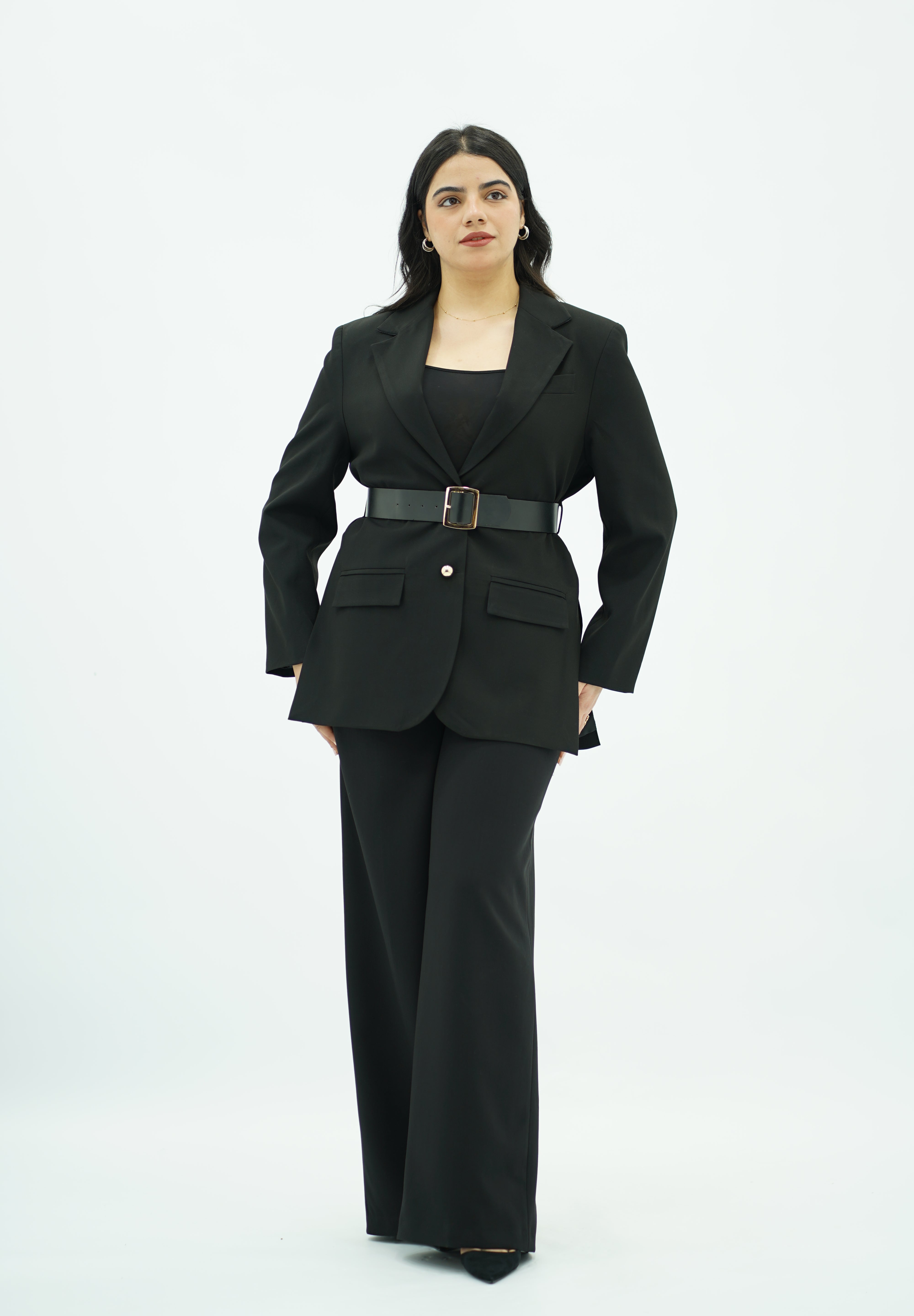 Blazer Noir Structuré à Taille Ceinturée