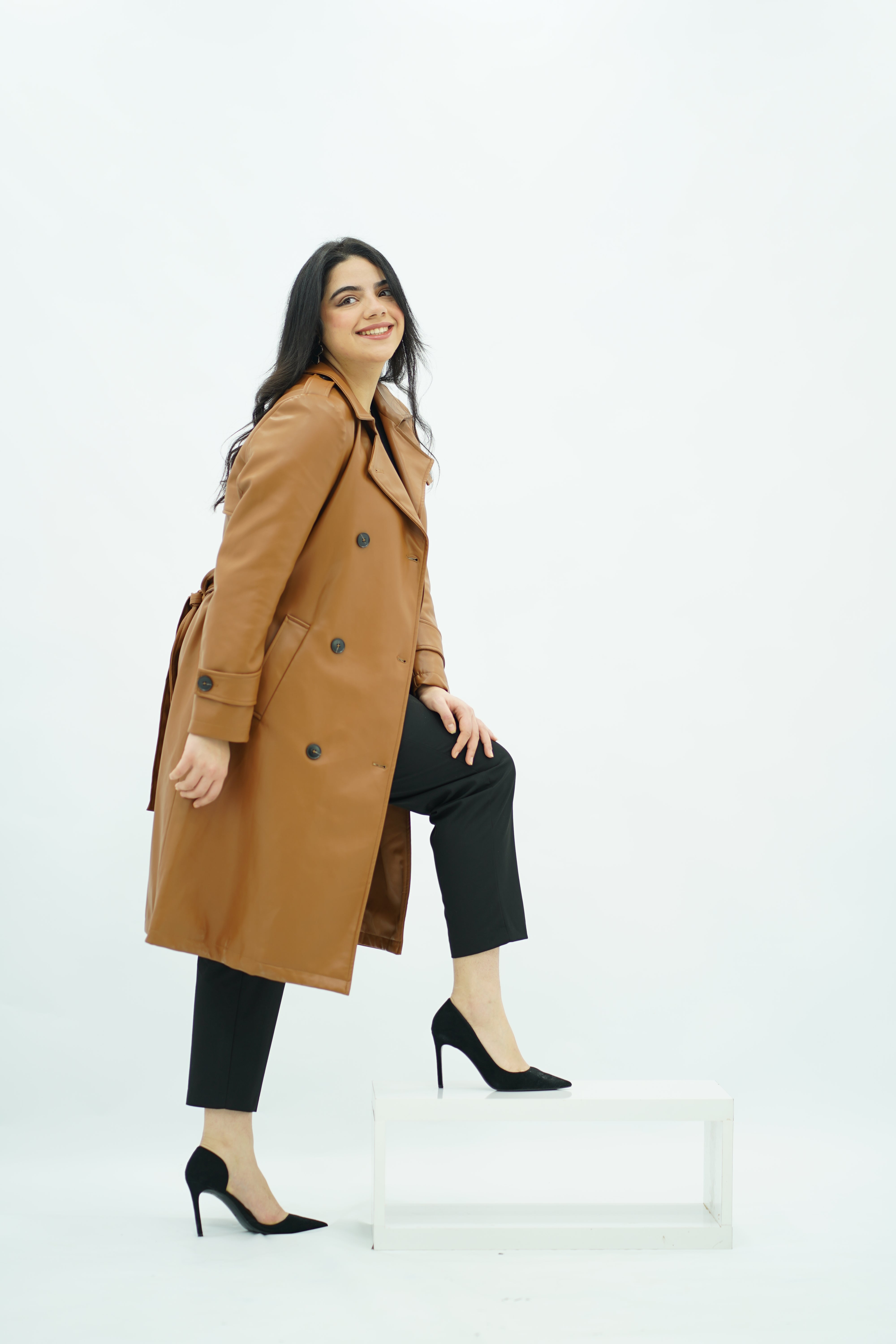 Trench long en similicuir