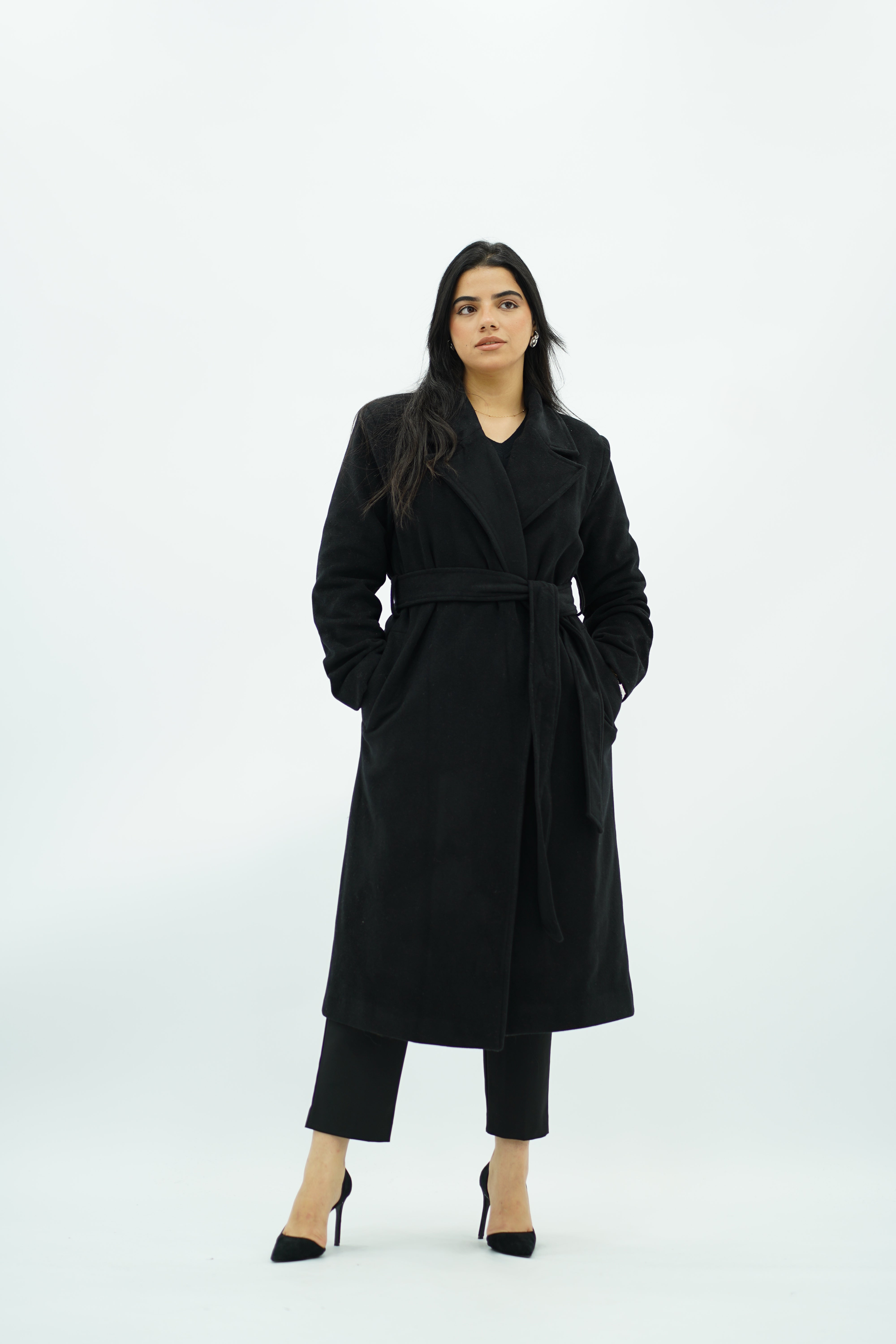 Manteau ajusté avec ceinture