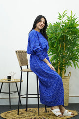 Robe longue avec ceinture
