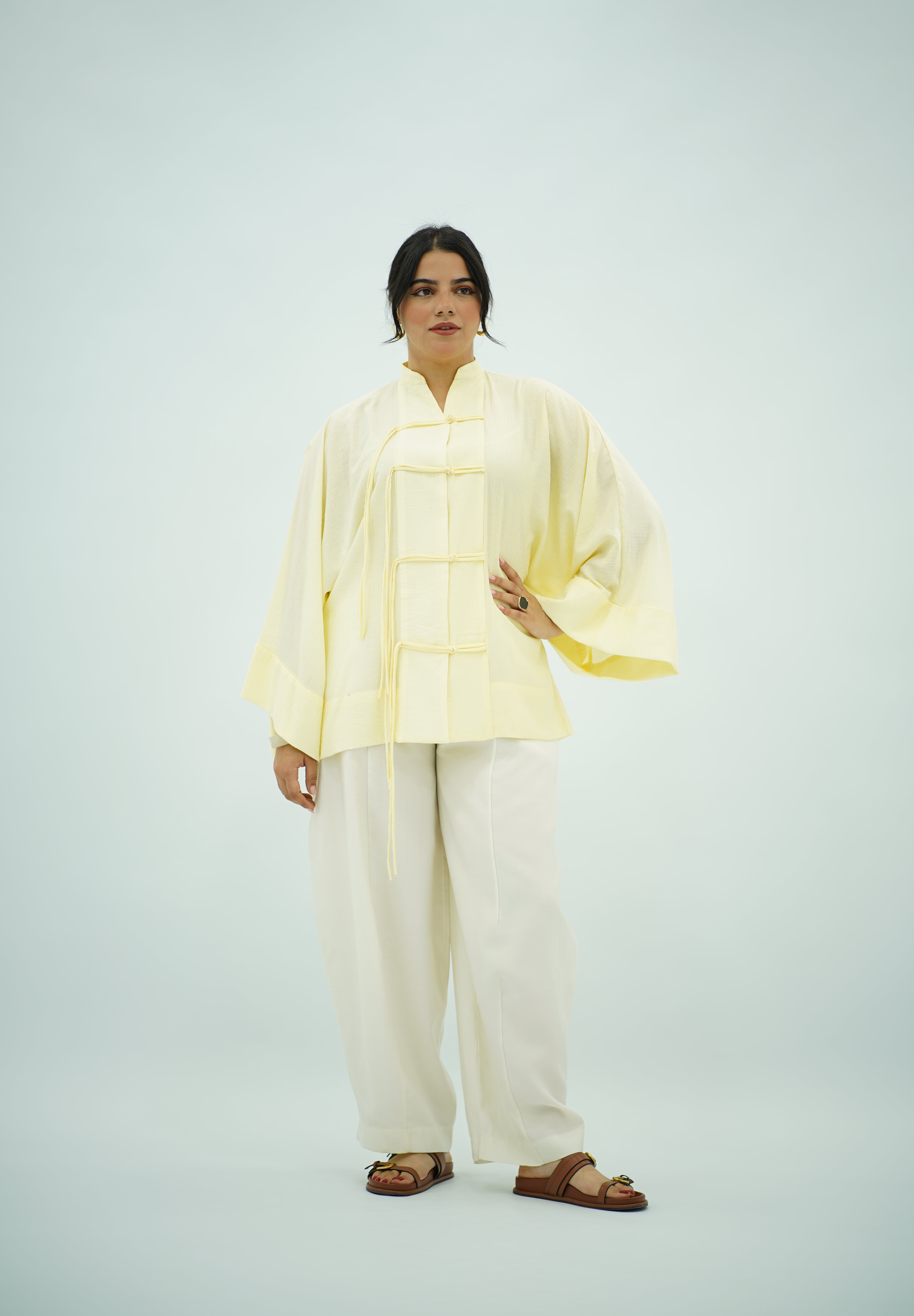 Chemise plissé en jaune pastel