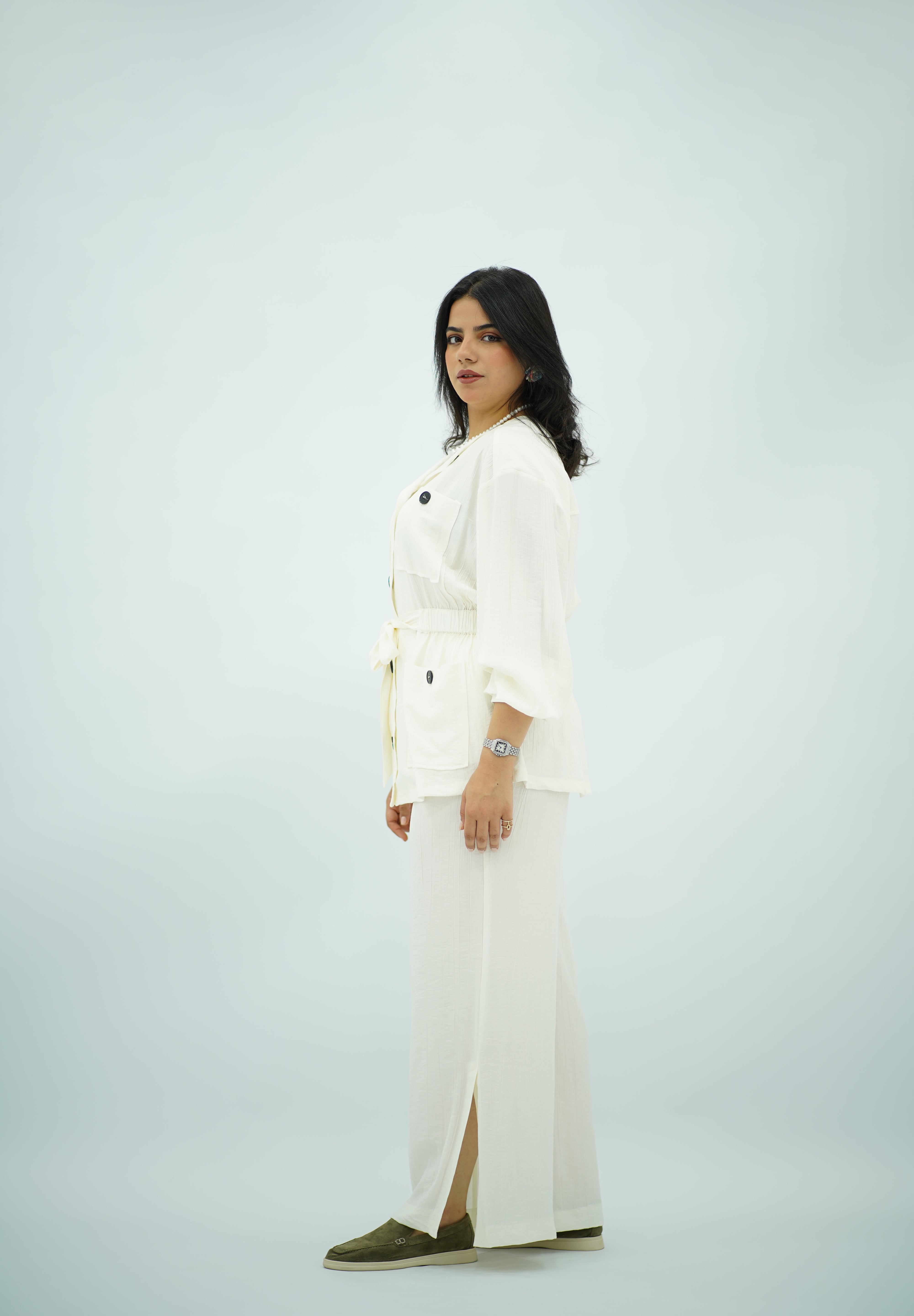 Ensemble blanc en crêpe plissé