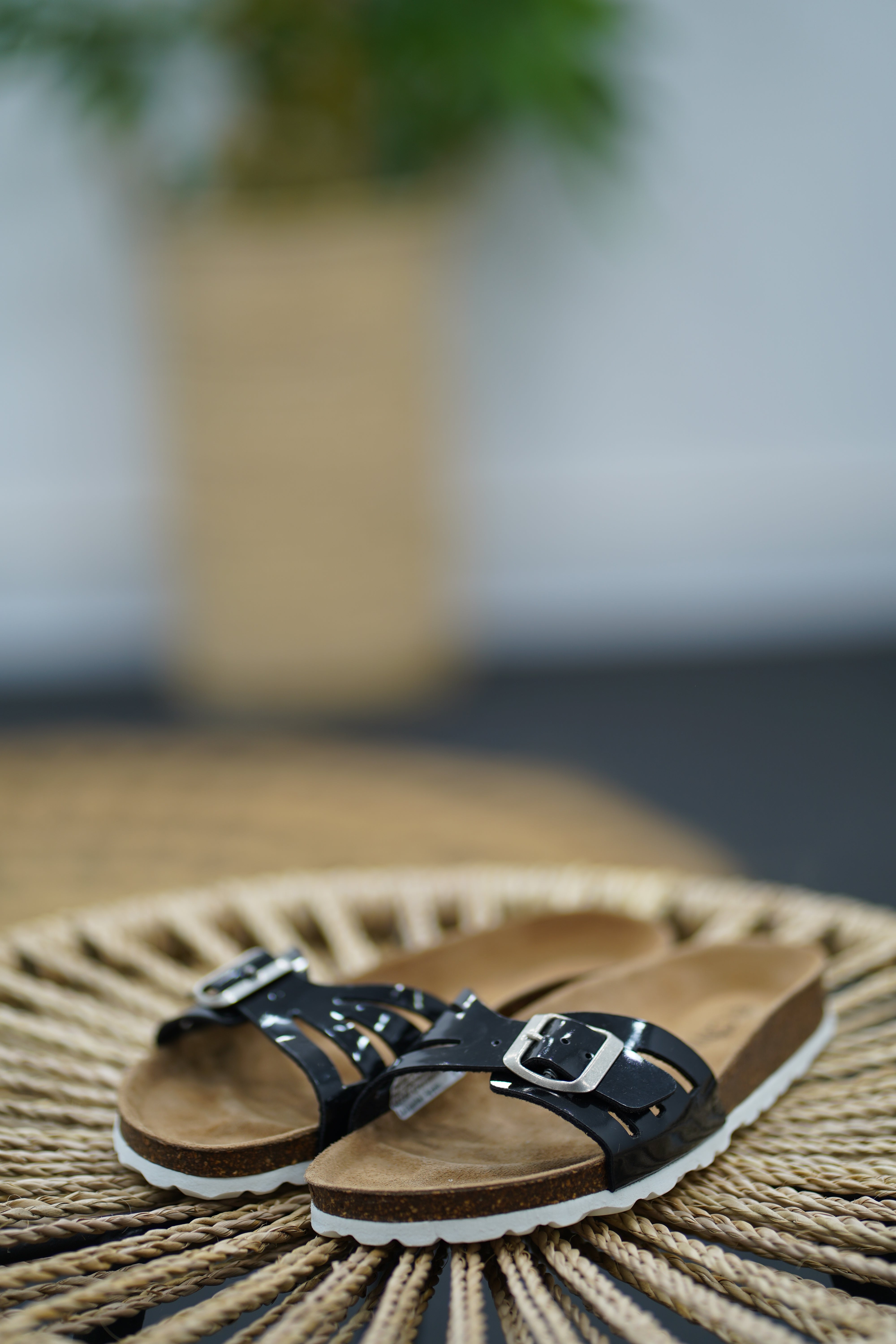Sandales à boucles confort 🖤