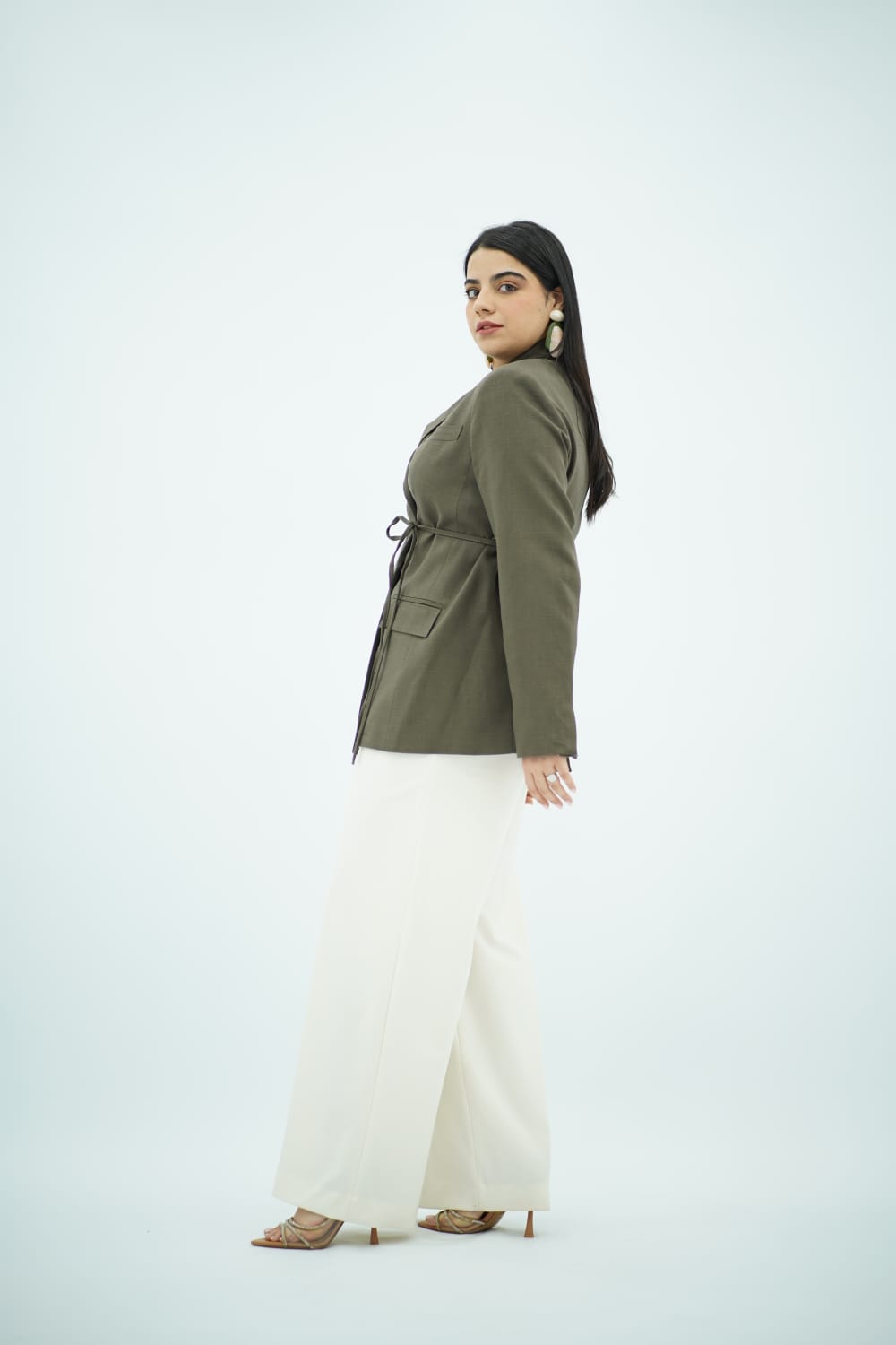 Veste cache-cœur en lin vert olive
