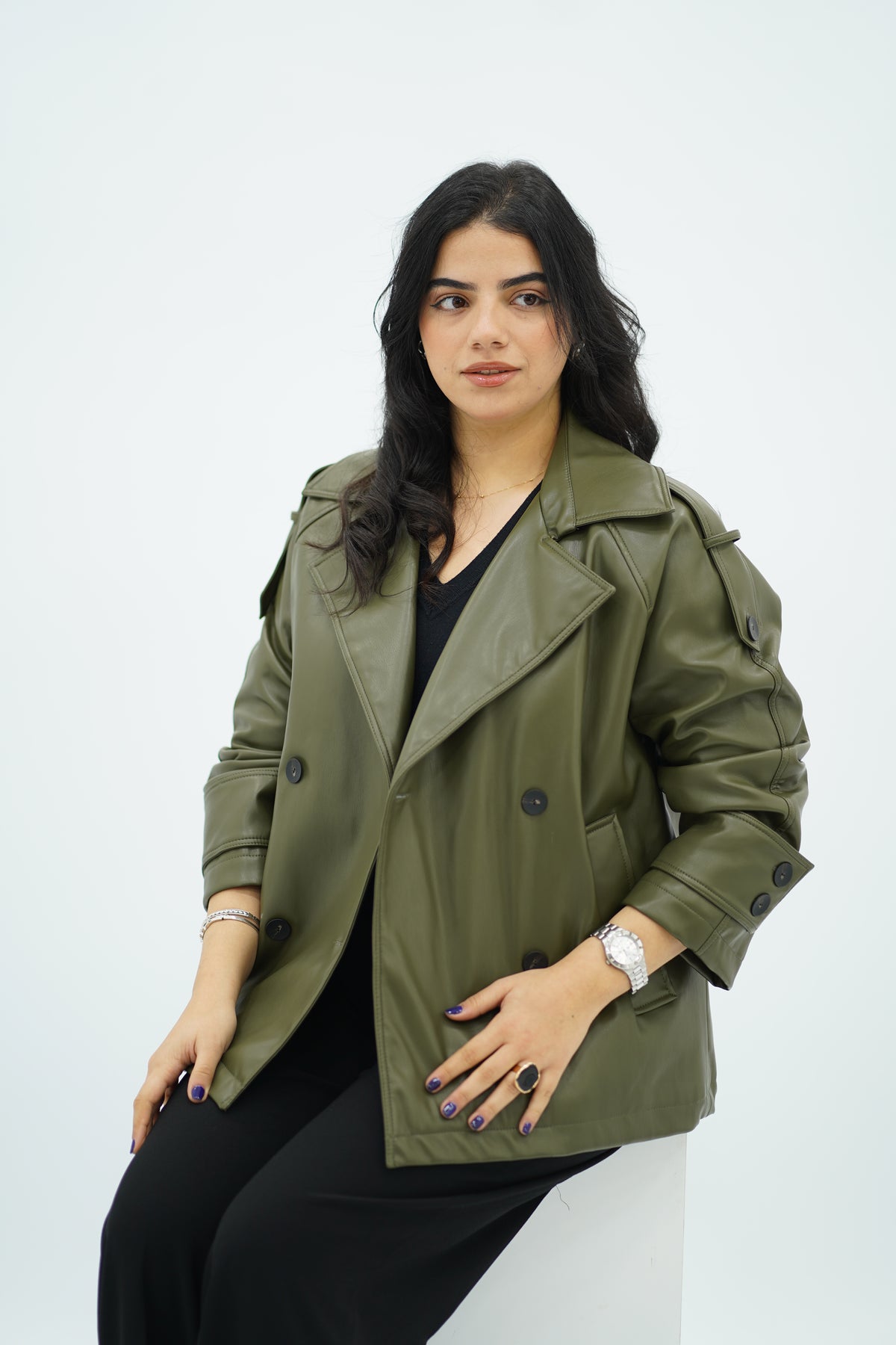 Trench court en similicuir Kaki