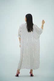 Robe Gandoura Blanche à Pois Noirs