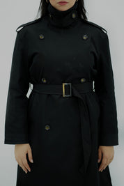 Trench Long Ceinturé Noir  – Col Montant & Boutonnage Croisé