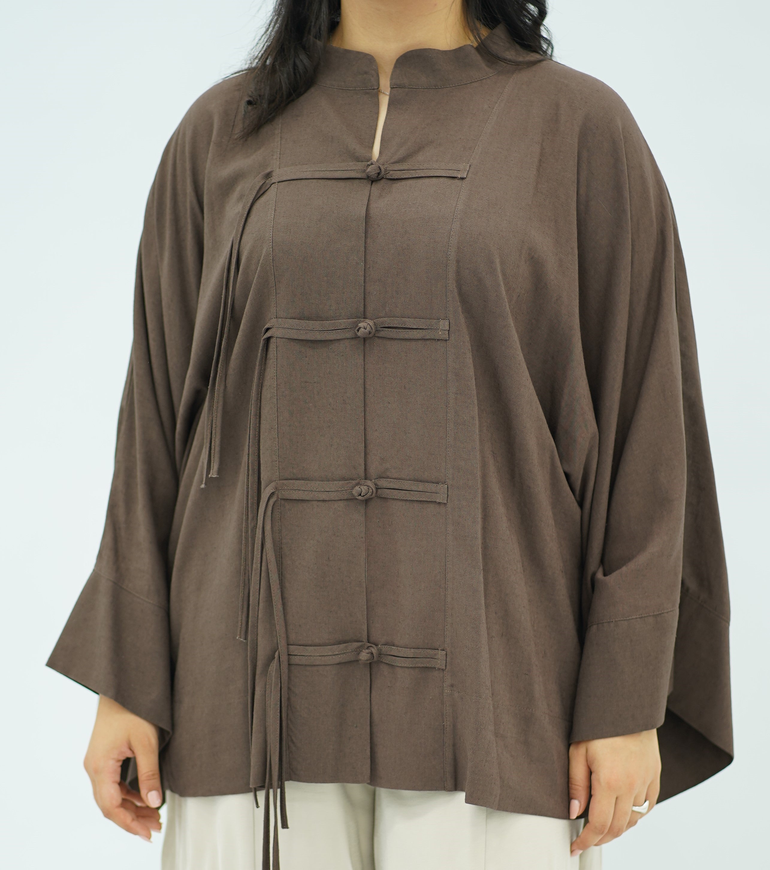 Chemise en Lin Élégante à Nœuds Chinois - Marron
