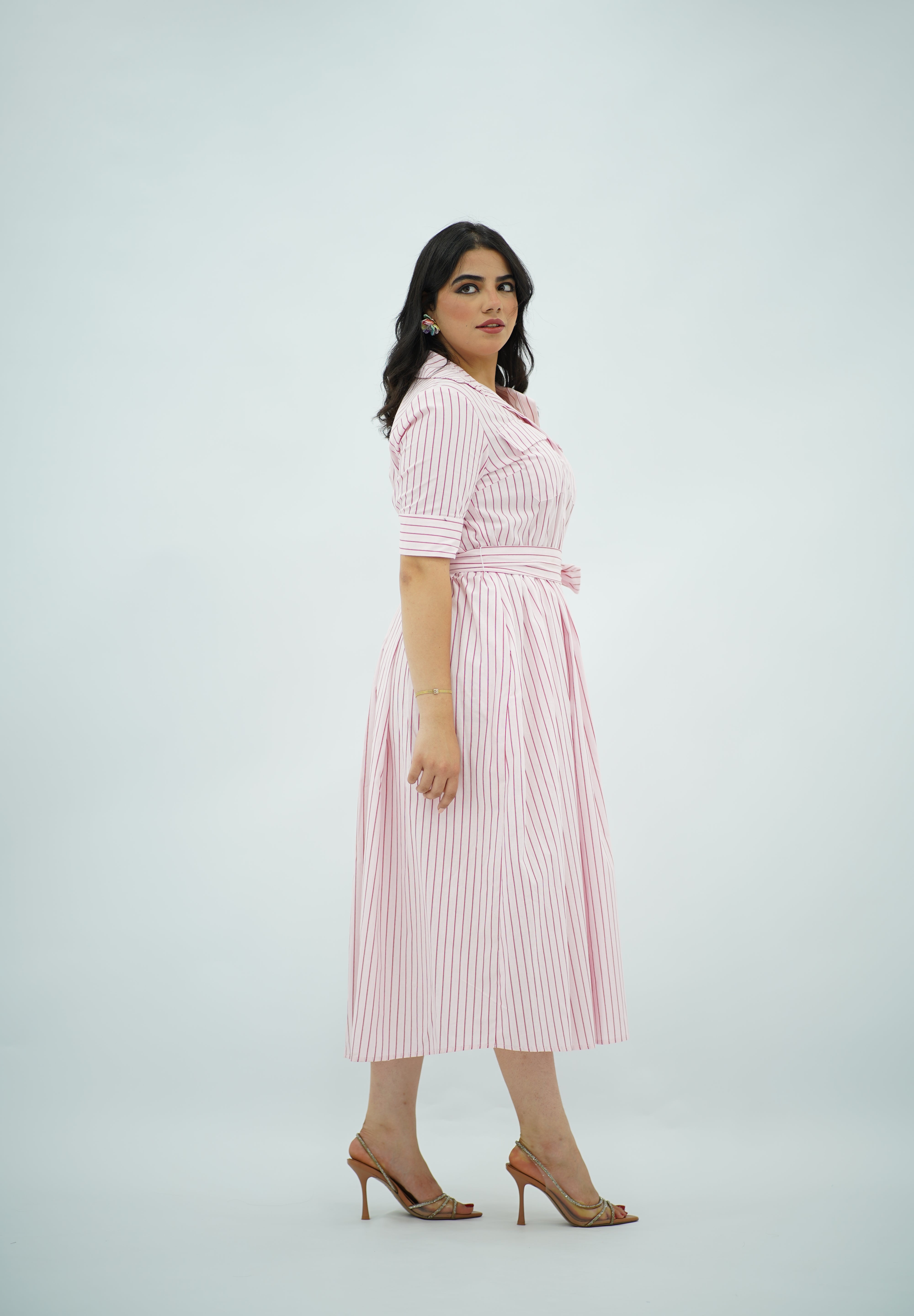 Robe midi chemisier à rayures roses et blanches