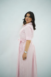 Robe midi chemisier à rayures roses et blanches