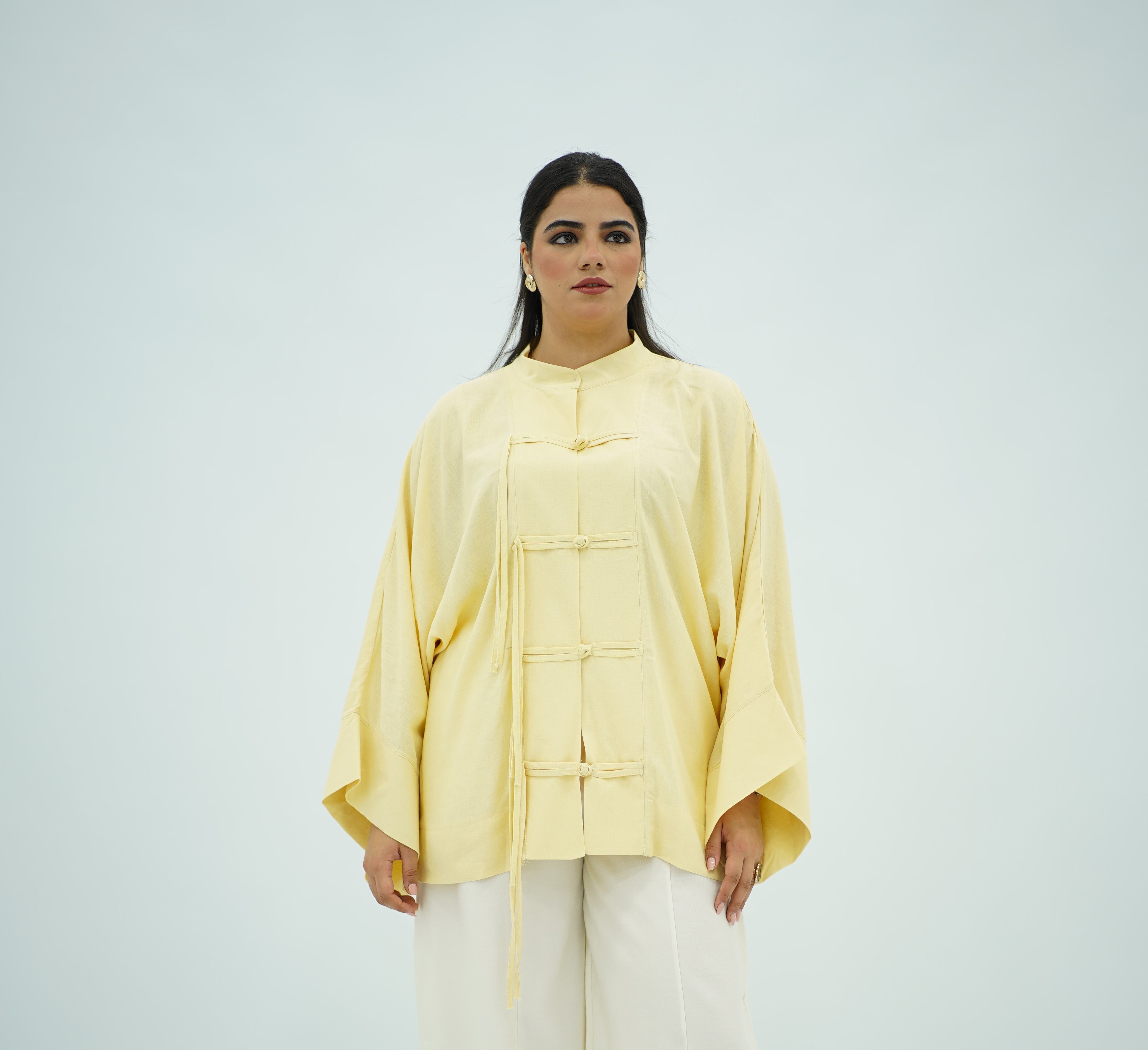 Chemise en Lin Élégante à Nœuds Chinois - Jaune