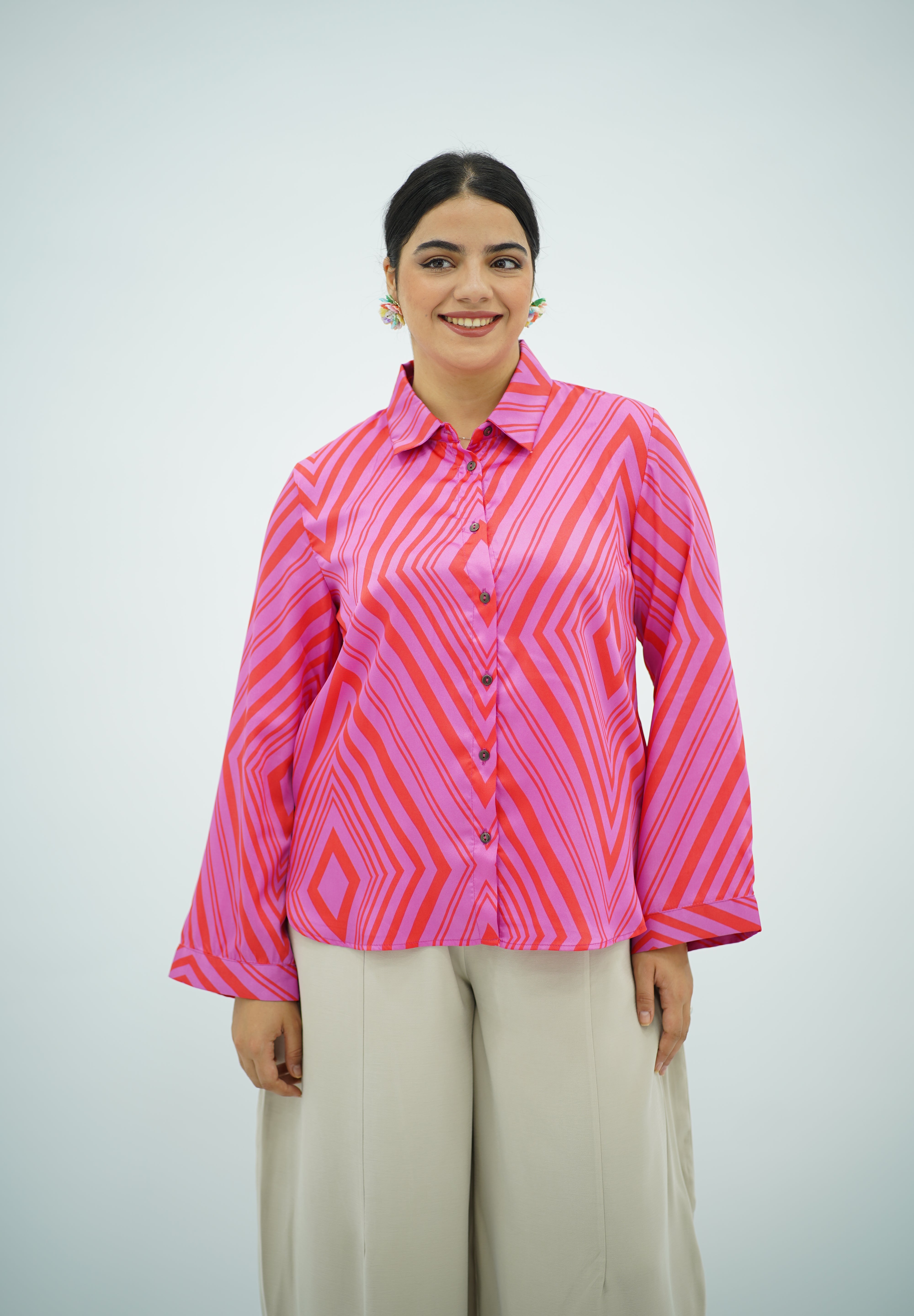 Chemise Fluide à Motifs Géométriques Rose et Rouge