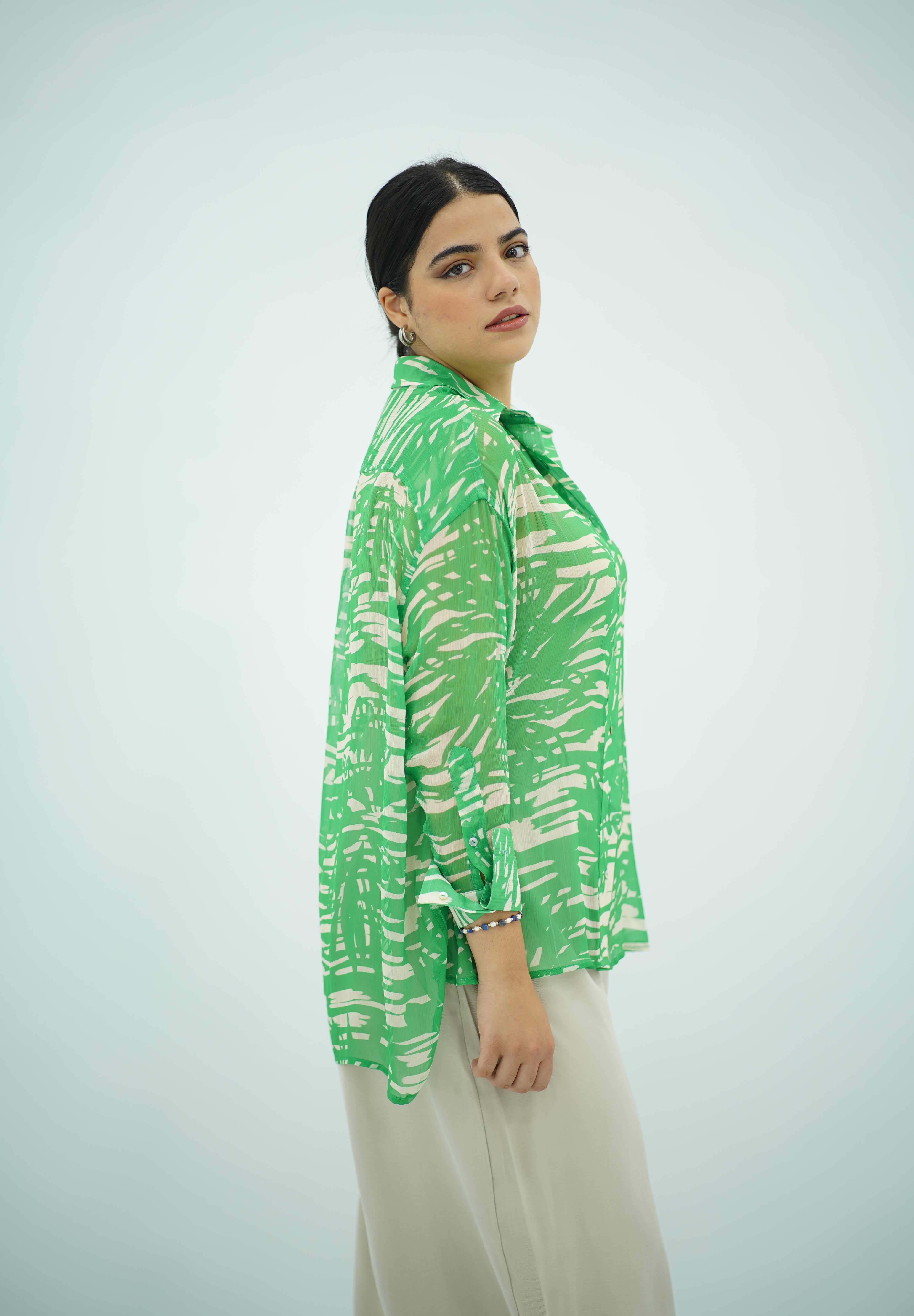 Chemise Fluide Imprimé Feuillage Vert et Beige