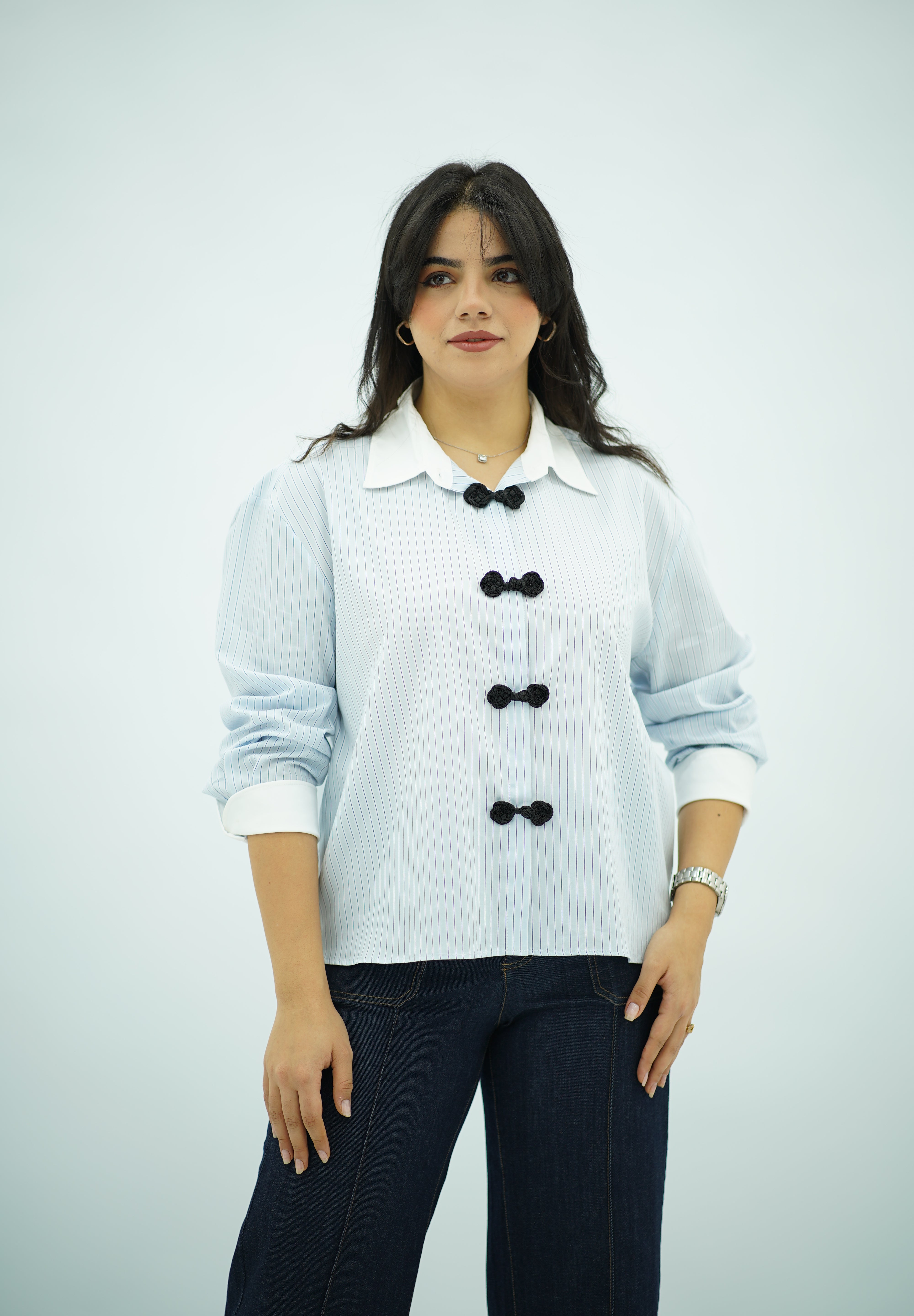 chemise fluide à fines rayures bleu à Nœuds Chinois