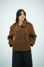 Manteau Courte Style Caban  – Col Montant & Boutonnage Croisé
