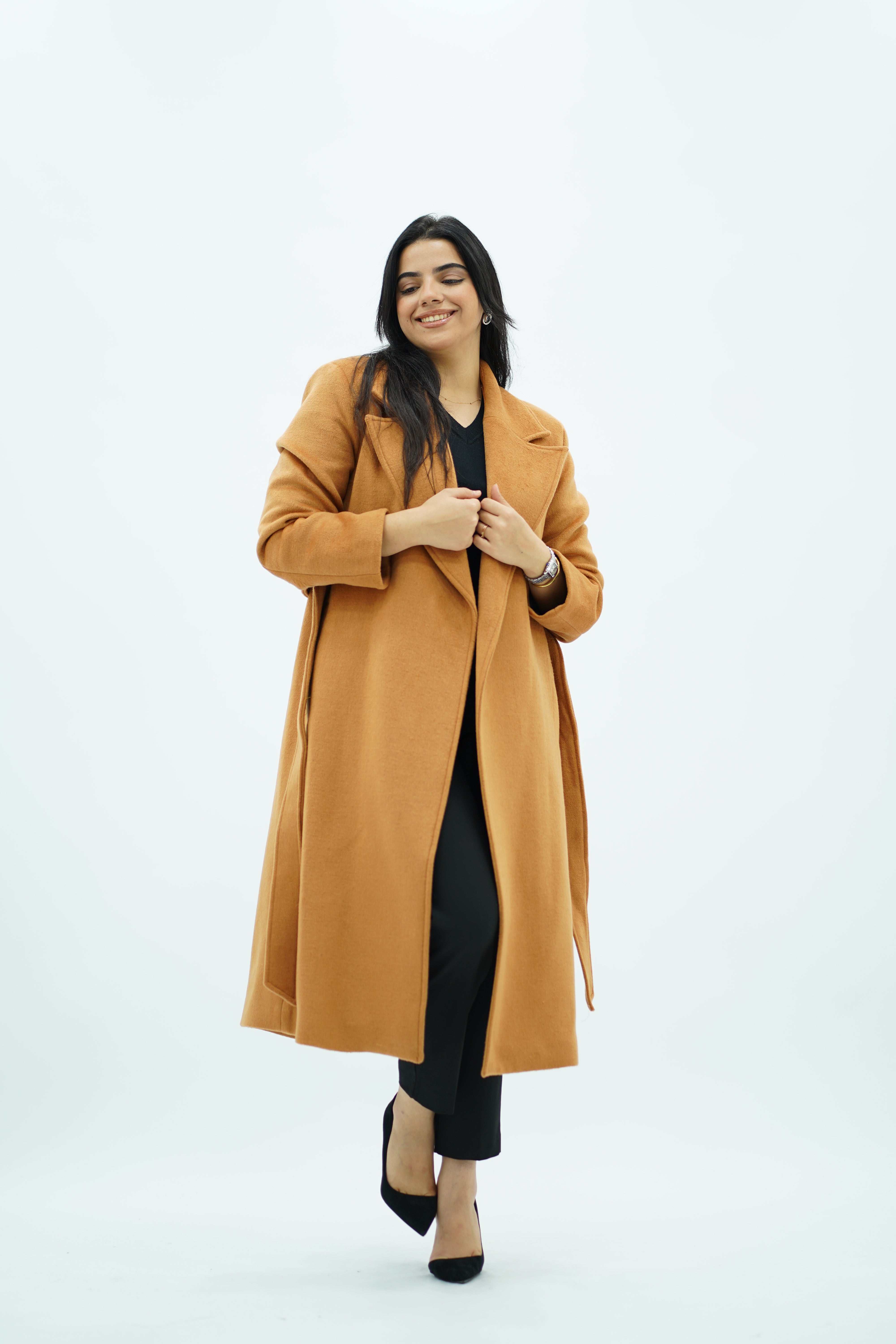 Manteau ajusté avec ceinture